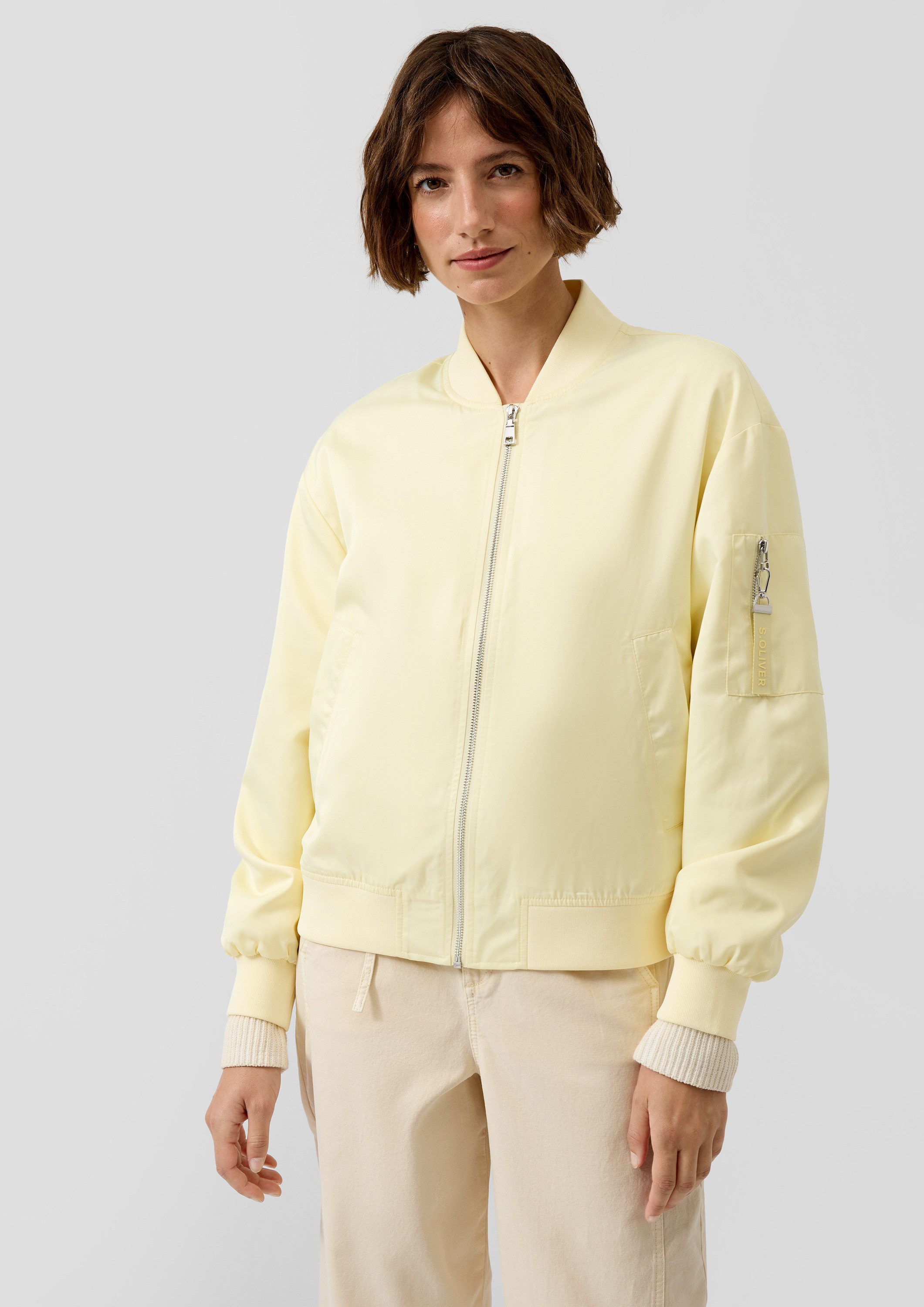 s.Oliver Funktionsjacke Outdoor-Jacke Satin-Blouson mit Bomberkragen