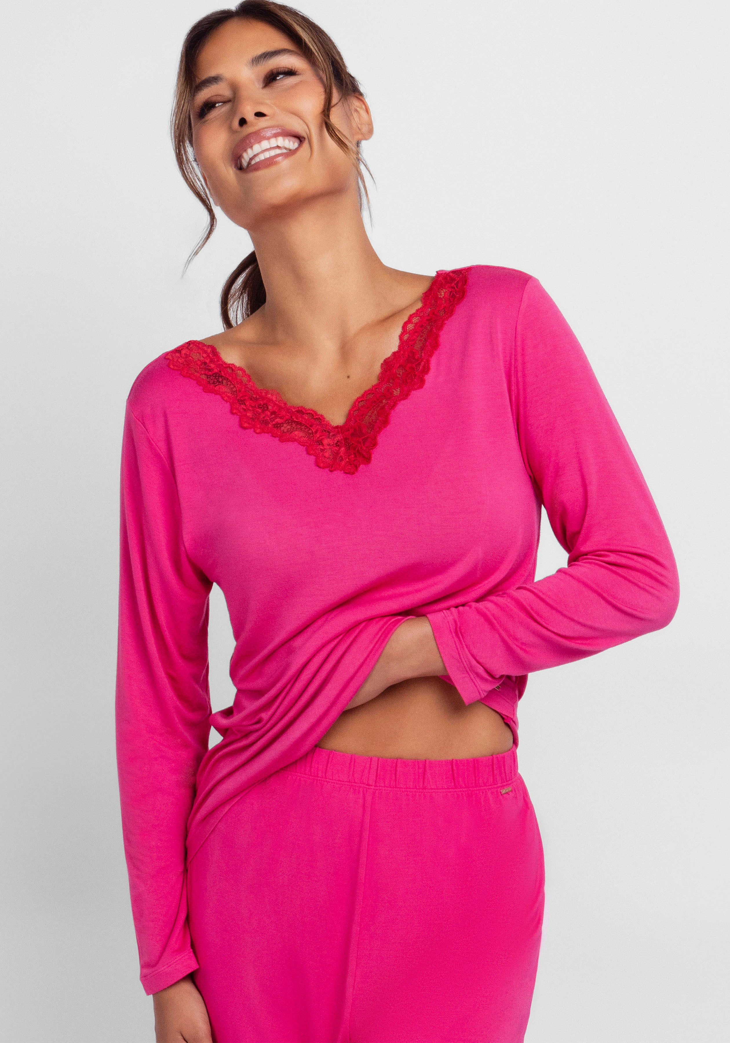 Dorina Pyjama Origins (2 tlg) Spitze, weich, Langarm, bequem, feminin