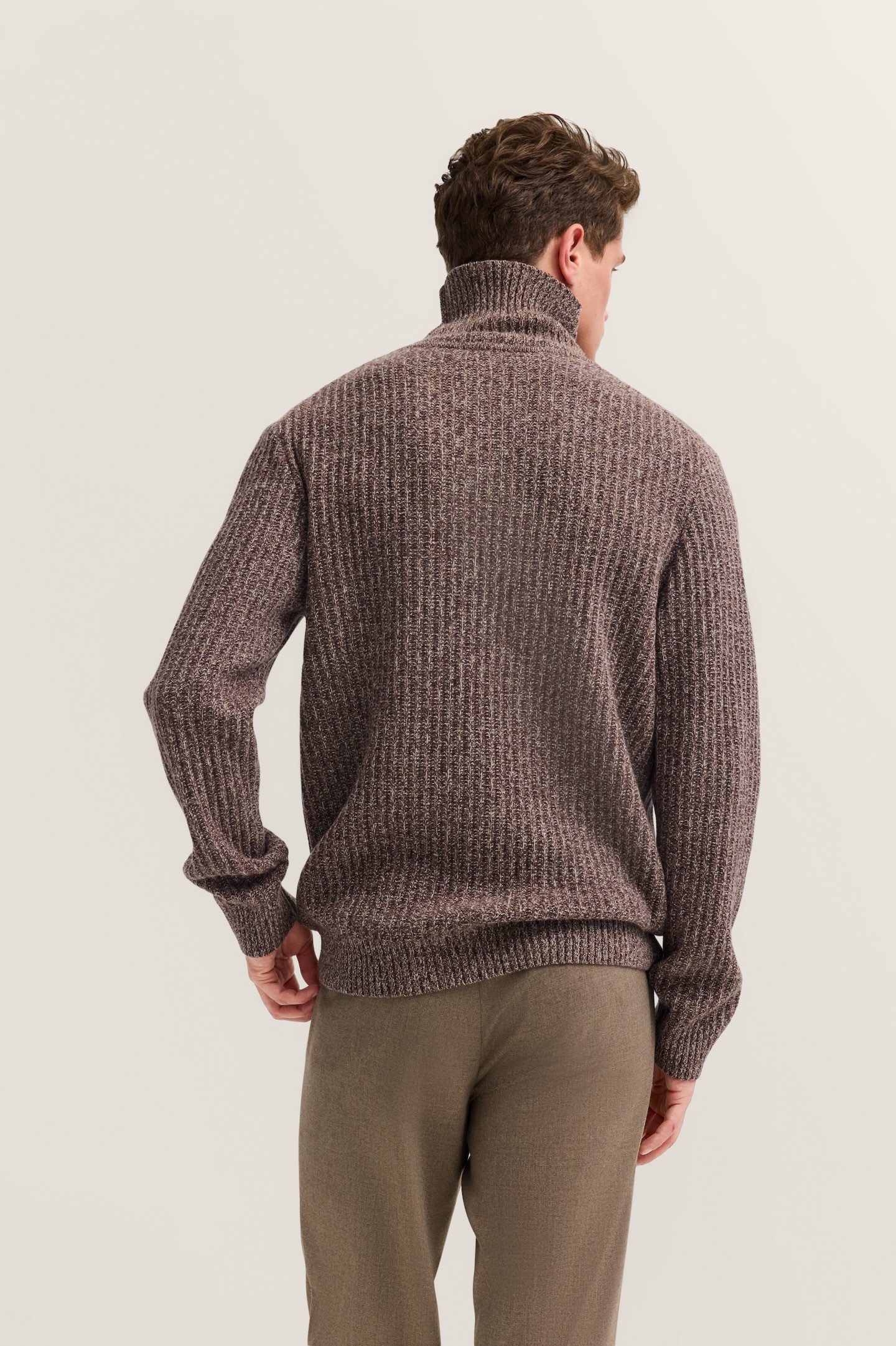 bugatti Rollkragenpullover Regular Fit Grobstrick aus einem Wollmix