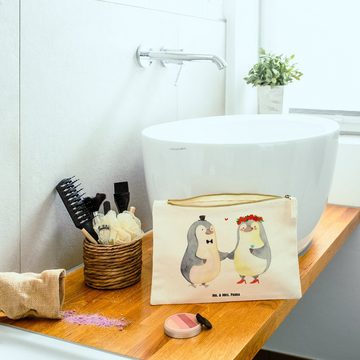 Mr. & Mrs. Panda Kosmetiktasche Grösse XL Große Pinguin Heirat - Weiß - Geschenk, Schminktasche, Freu (1-tlg), Vielseitig nutzbar
