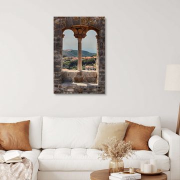 Posterlounge Holzbild Filtergrafia, Blick durch ein Fenster in der Toskana Italien, Mediterran Fotografie