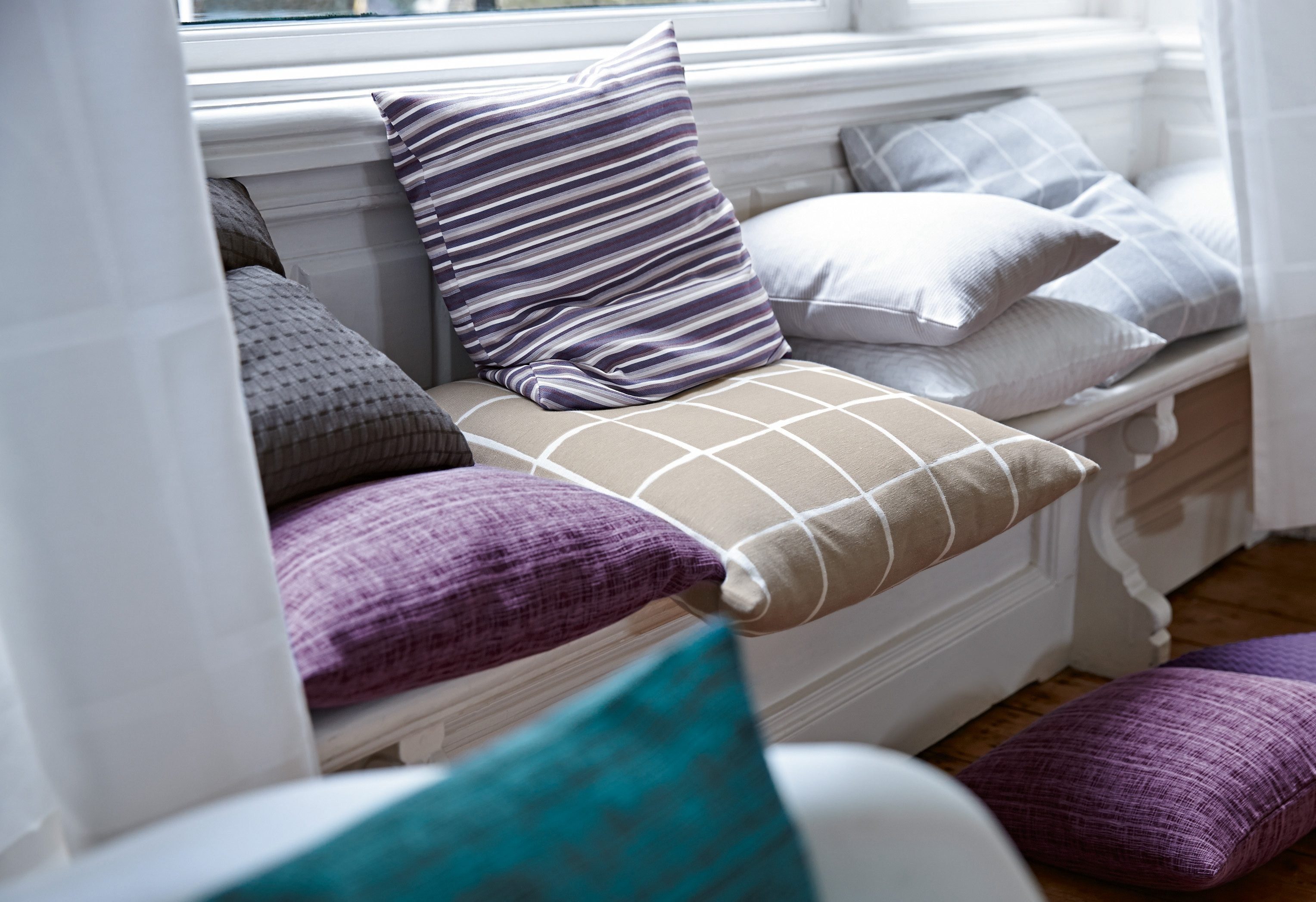 Esprit Dekokissen Stockholm Needlestripe, Kissenhülle ohne Füllung, 1 Stück, Nadelstreifen