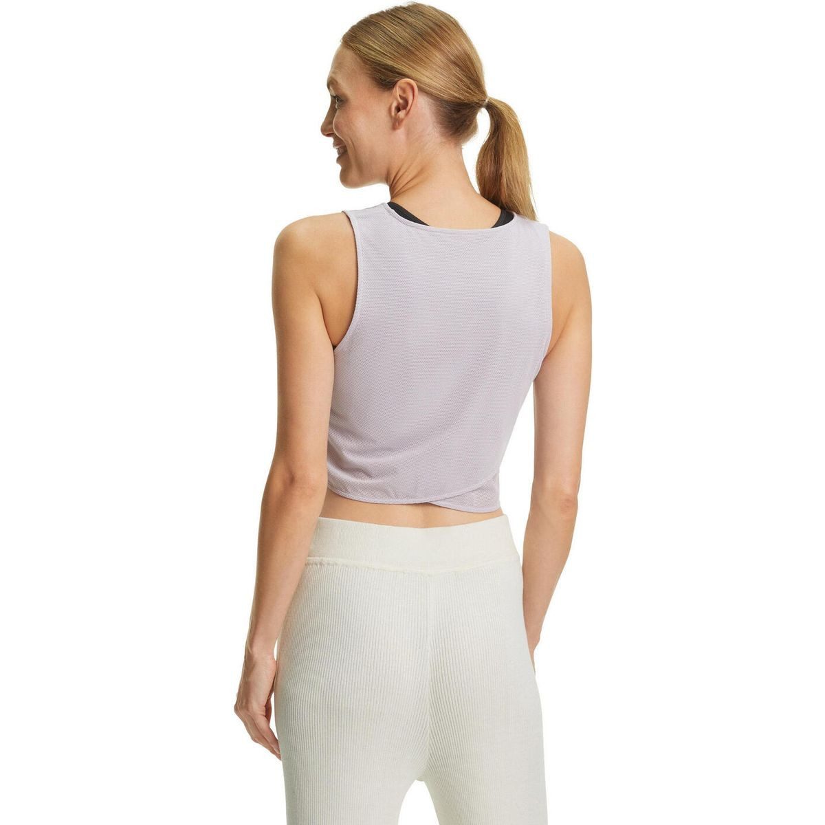 FALKE Kurzarmshirt Damen Yoga Tight Fit-shirt Nachhaltiges, schnelltrocknendes Yoga-Shirt aus recyceltem Polyester