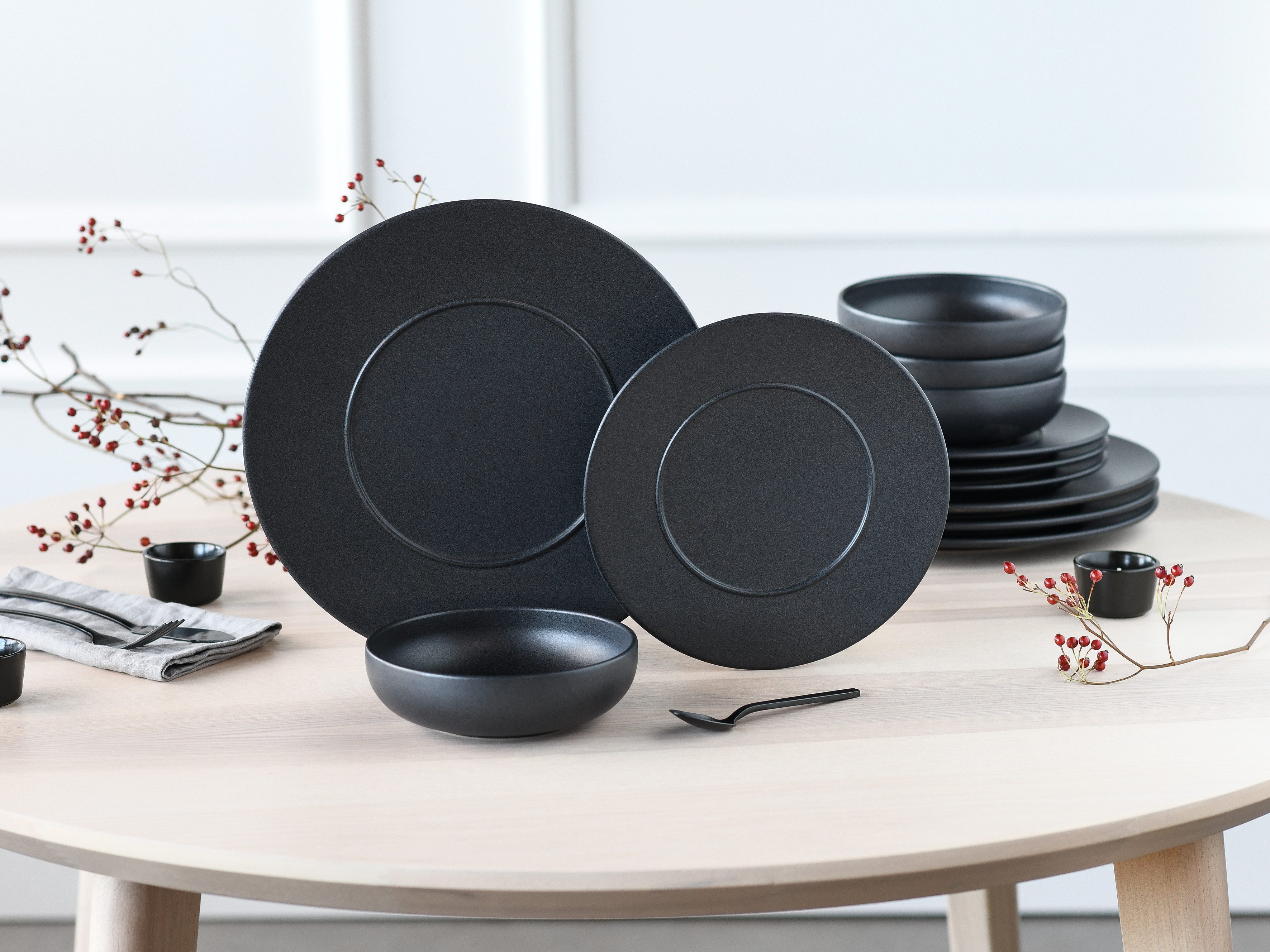 CreaTable Teller-Set Unico, Teller Set, 12-tlg. (12-tlg), 4 Personen, Steinzeug, Eleganter Flair, Breite Fahne, Edel