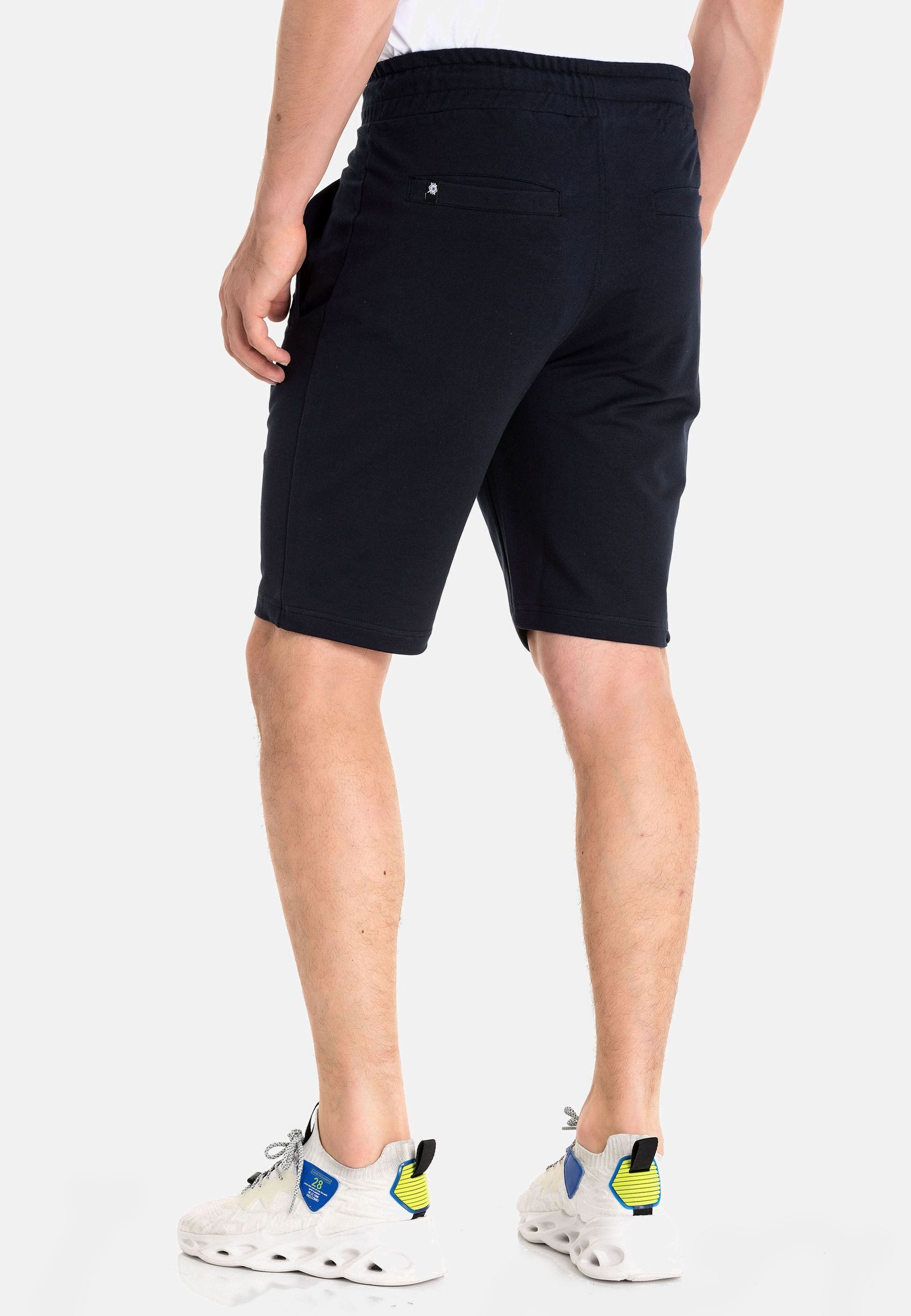 Cipo & Baxx Stoffhose Shorts elastischer günstig online kaufen
