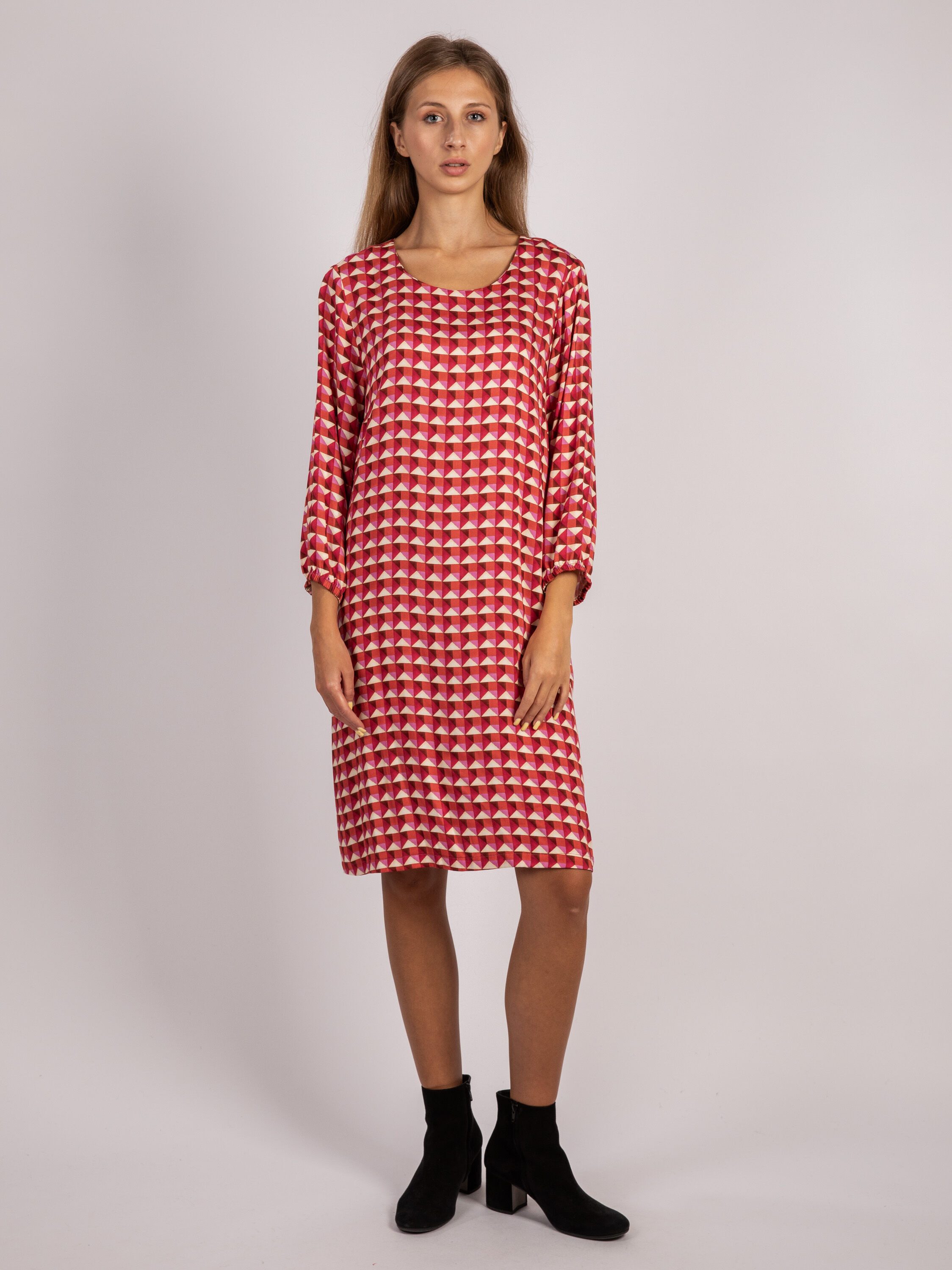 VICCI Germany Strickkleid mit Rundhalsausschnitt