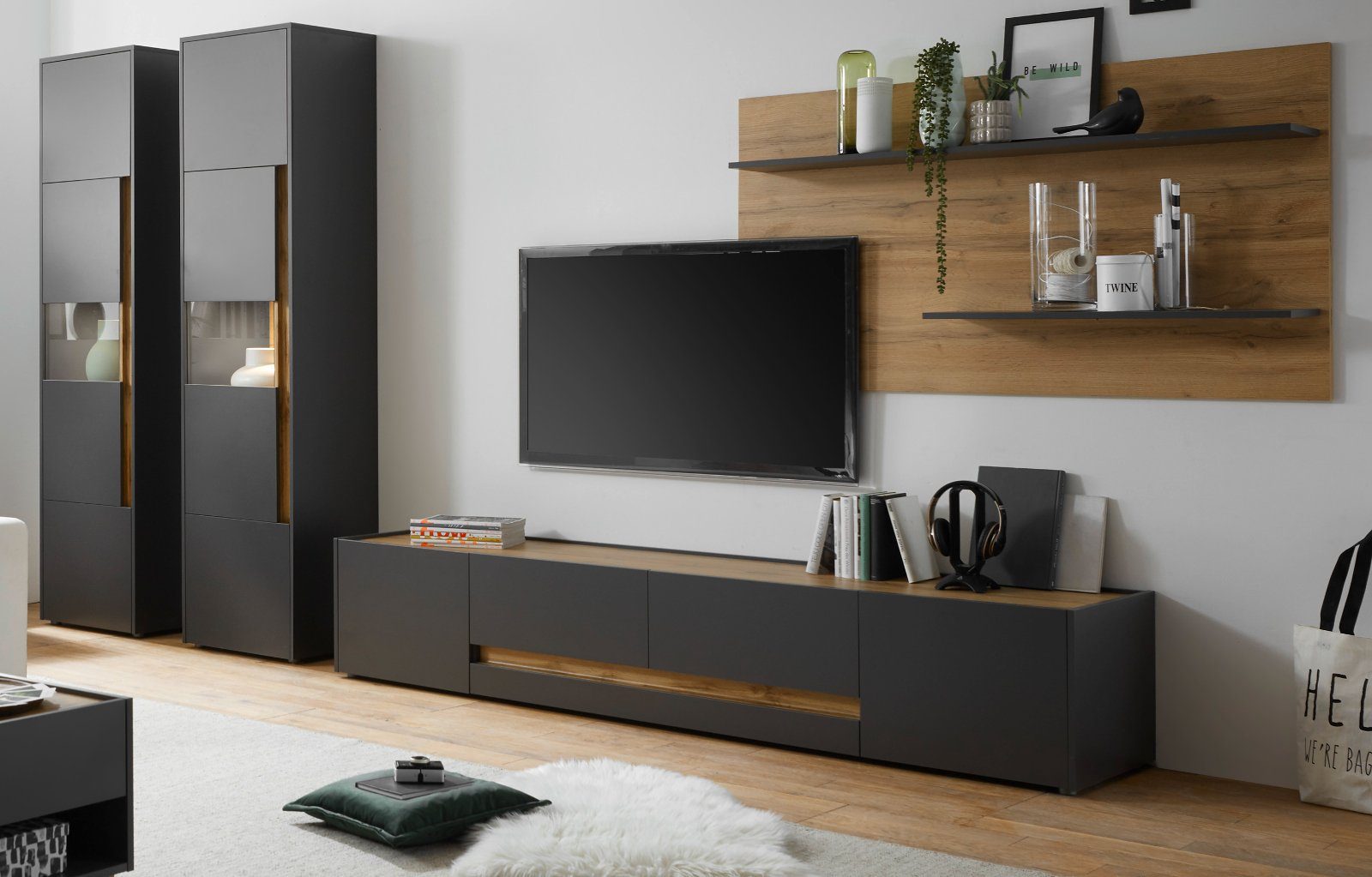 Furn.Design Wohnwand Center, (in grau mit Wotan Eiche, Set 4-teilig, 400 cm), mit großem TV-Lowboard