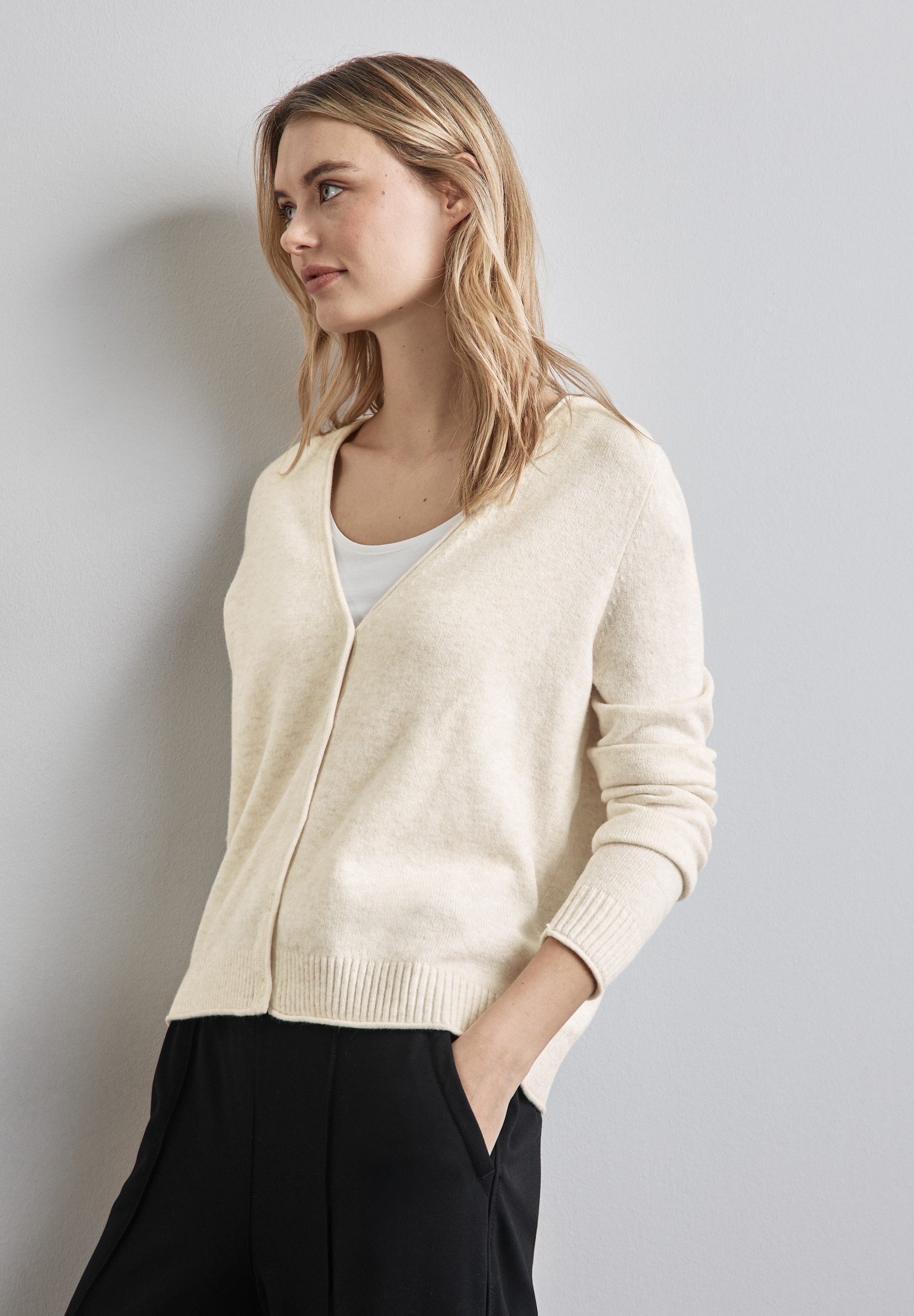 STREET ONE Cardigan mit V-Ausschnitt