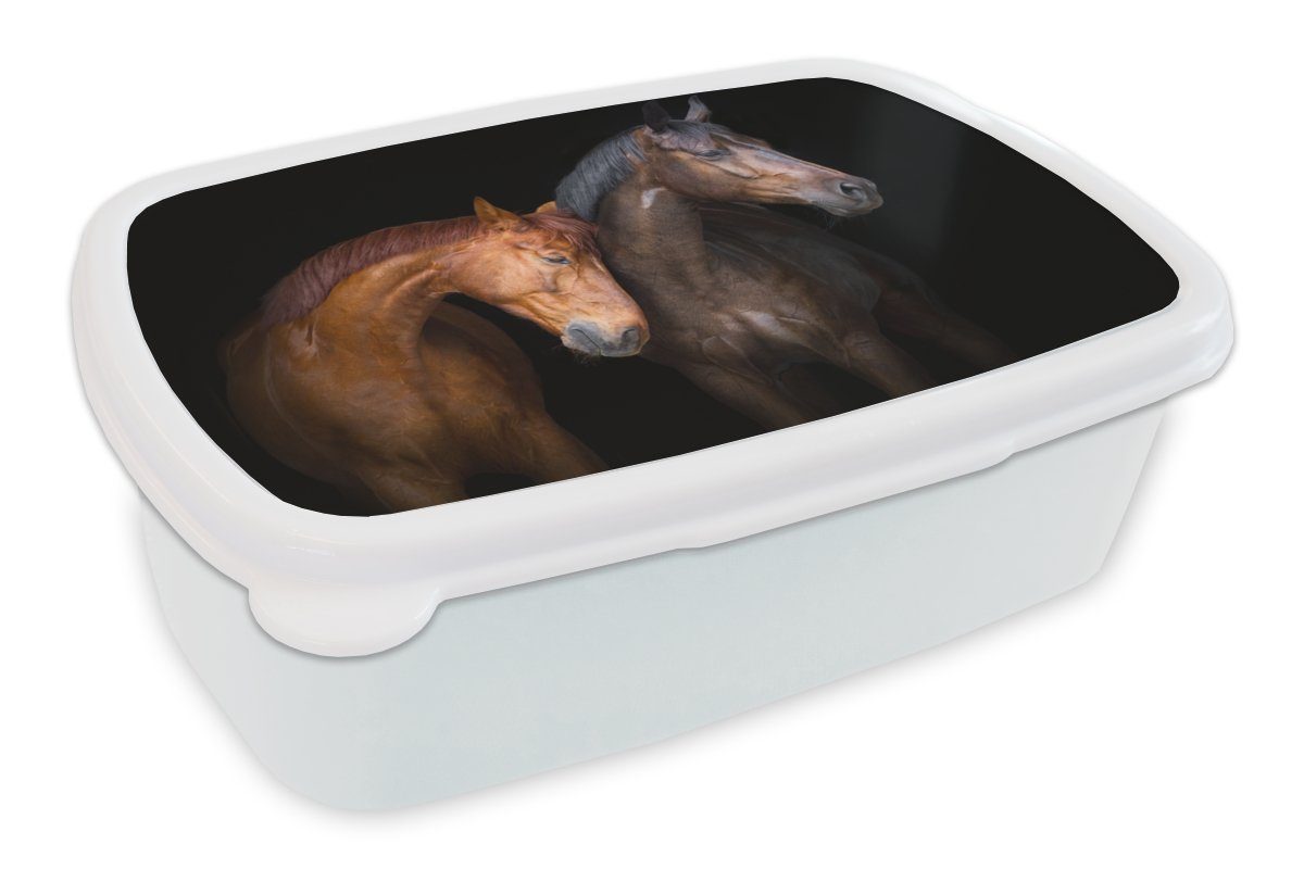 Braun, Jungs - weiß Lunchbox Mädchen - Brotbox Kinder - und Tiere Pferde für Brotdose, Erwachsene, Kunststoff, (2-tlg), und für MuchoWow Porträt