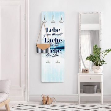 Bilderdepot24 Garderobenpaneel Design Aquarell Sprüche Zitate Liebe Lebe Lache Liebe - Aquarell (ausgefallenes Flur Wandpaneel mit Garderobenhaken Kleiderhaken hängend), moderne Wandgarderobe - Flurgarderobe im schmalen Hakenpaneel Design