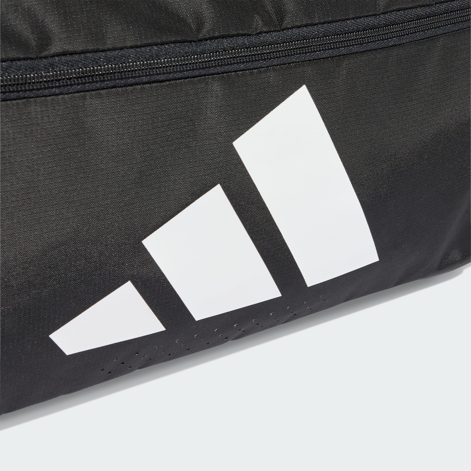 adidas Performance Reisetasche TRAINING DEFENDER DUFFELBAG MITTELGROSS (1-tlg)