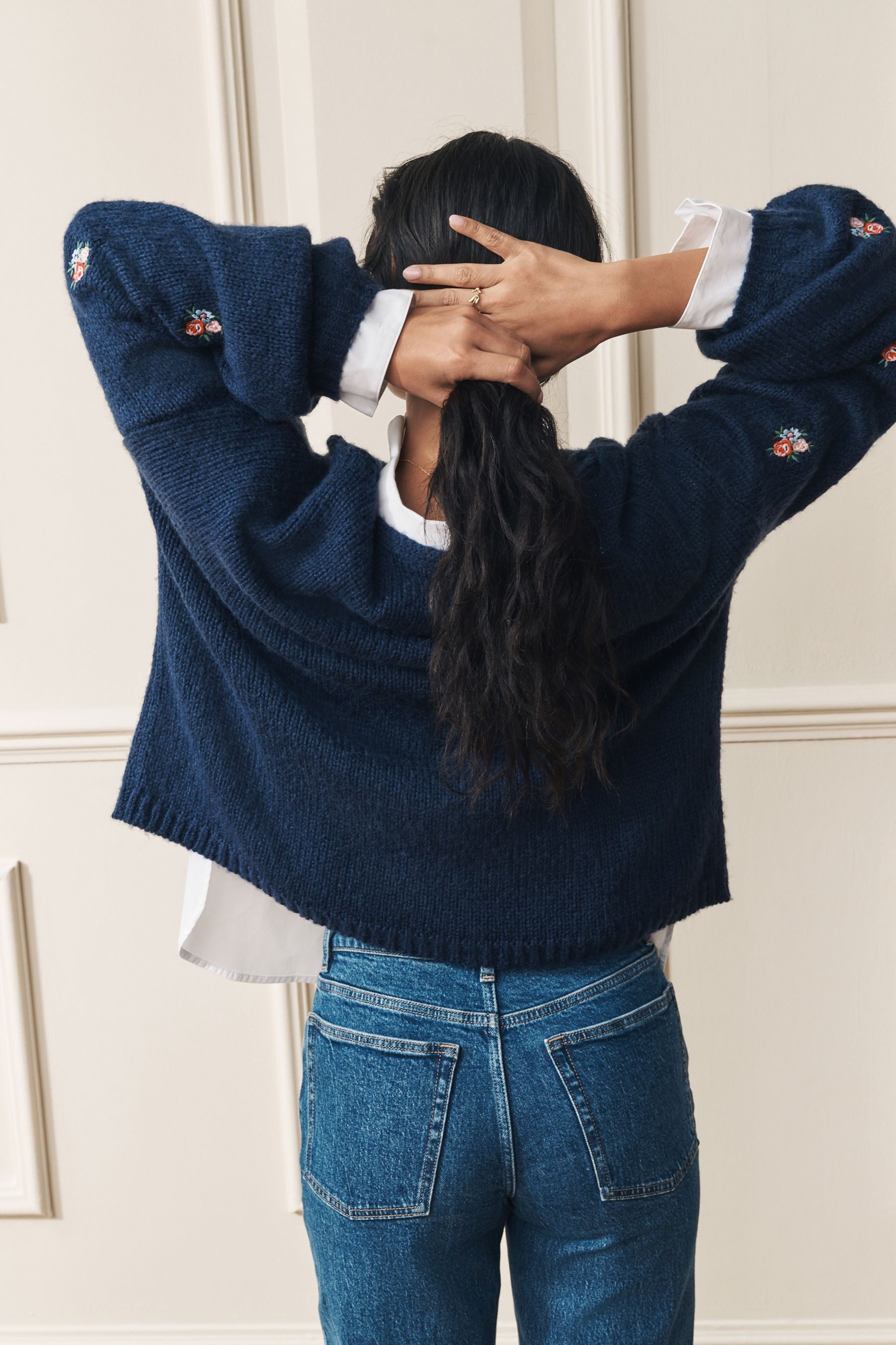 LAURA ASHLEY Strickjacke Laura Ashley Strickjacke mit Blumenstickerei (1-tl günstig online kaufen