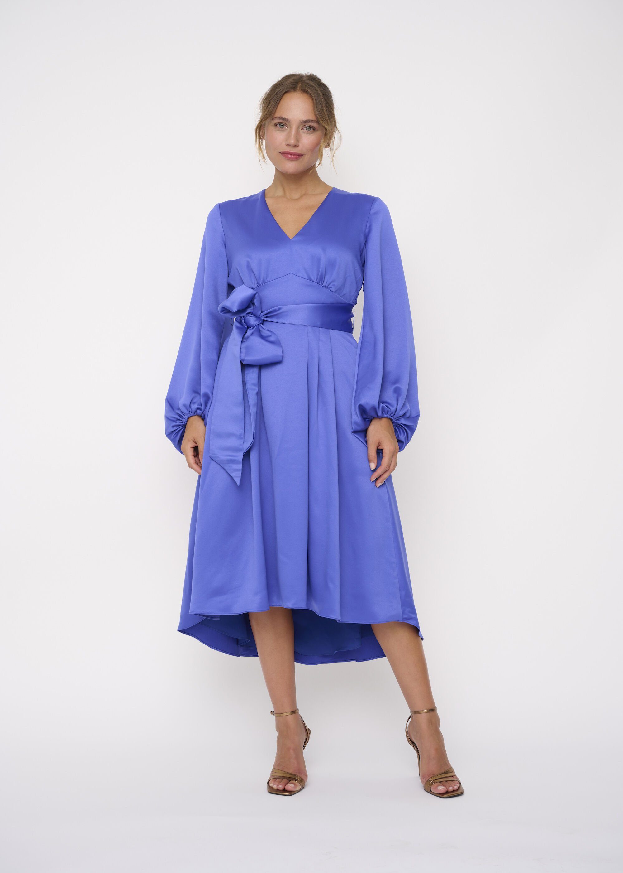 Kleo Abendkleid (1-tlg) aus Satin mit breitem Bindegürtel und Ballonärmel günstig online kaufen