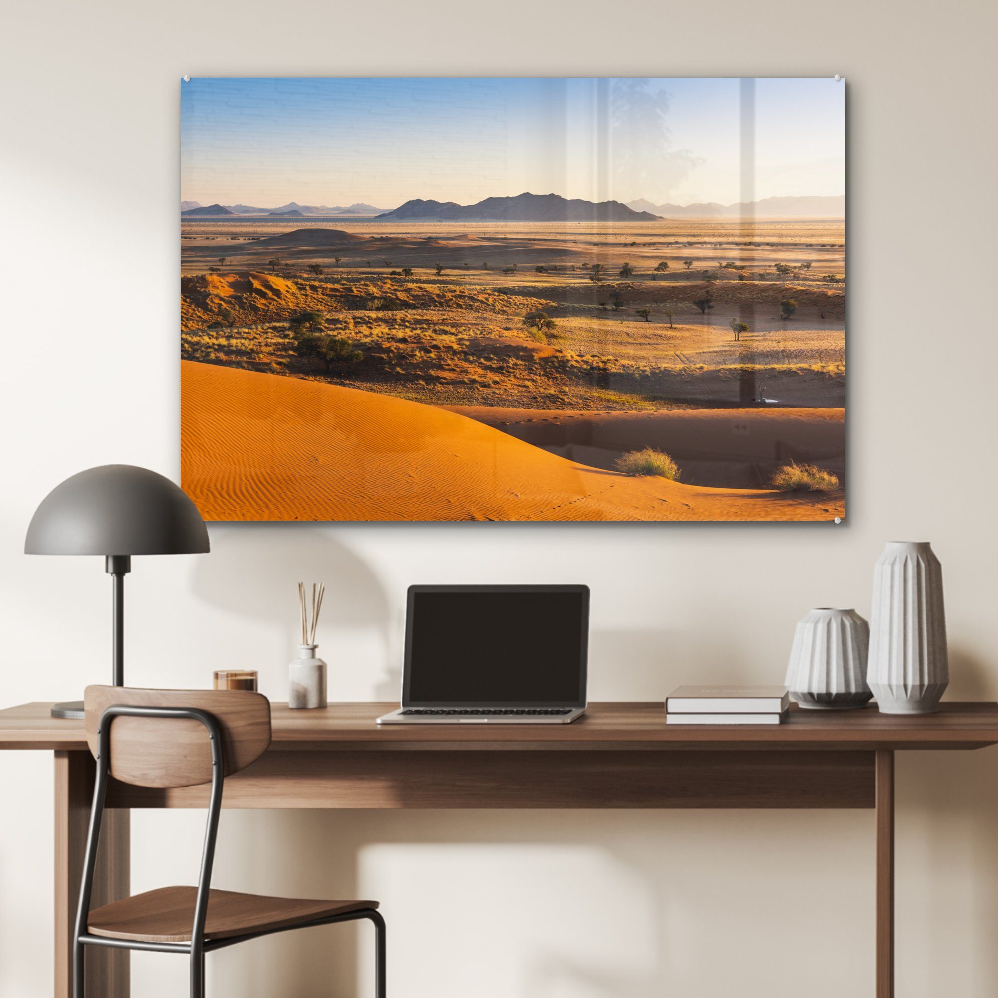 Namibia, von MuchoWow & St), Wohnzimmer in der Acrylglasbilder (1 Namib-Wüste Sonnenaufgang Schlafzimmer Acrylglasbild