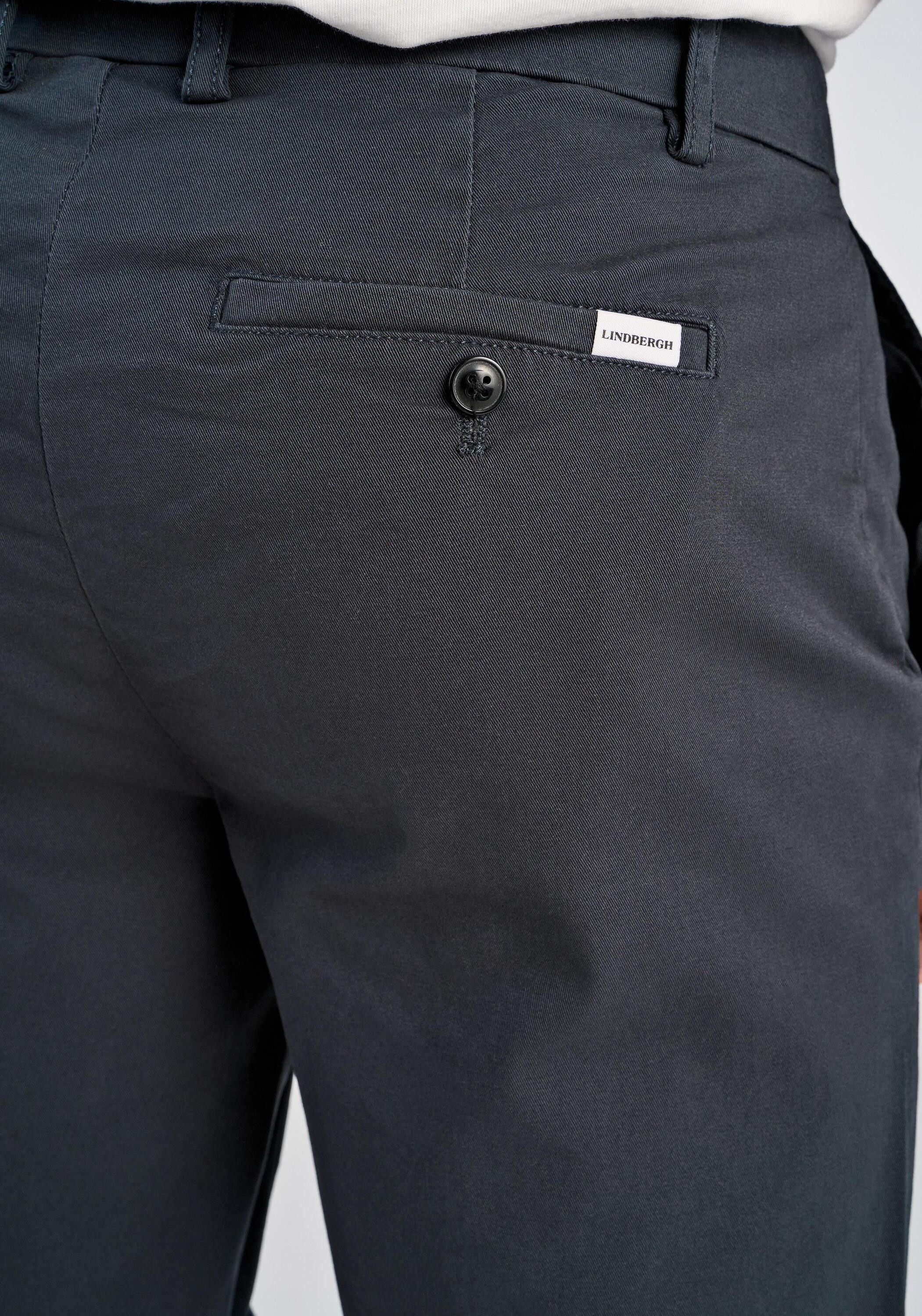 LINDBERGH Chinoshorts Chino-Shorts Relaxed Fit – Bild 4 von 5