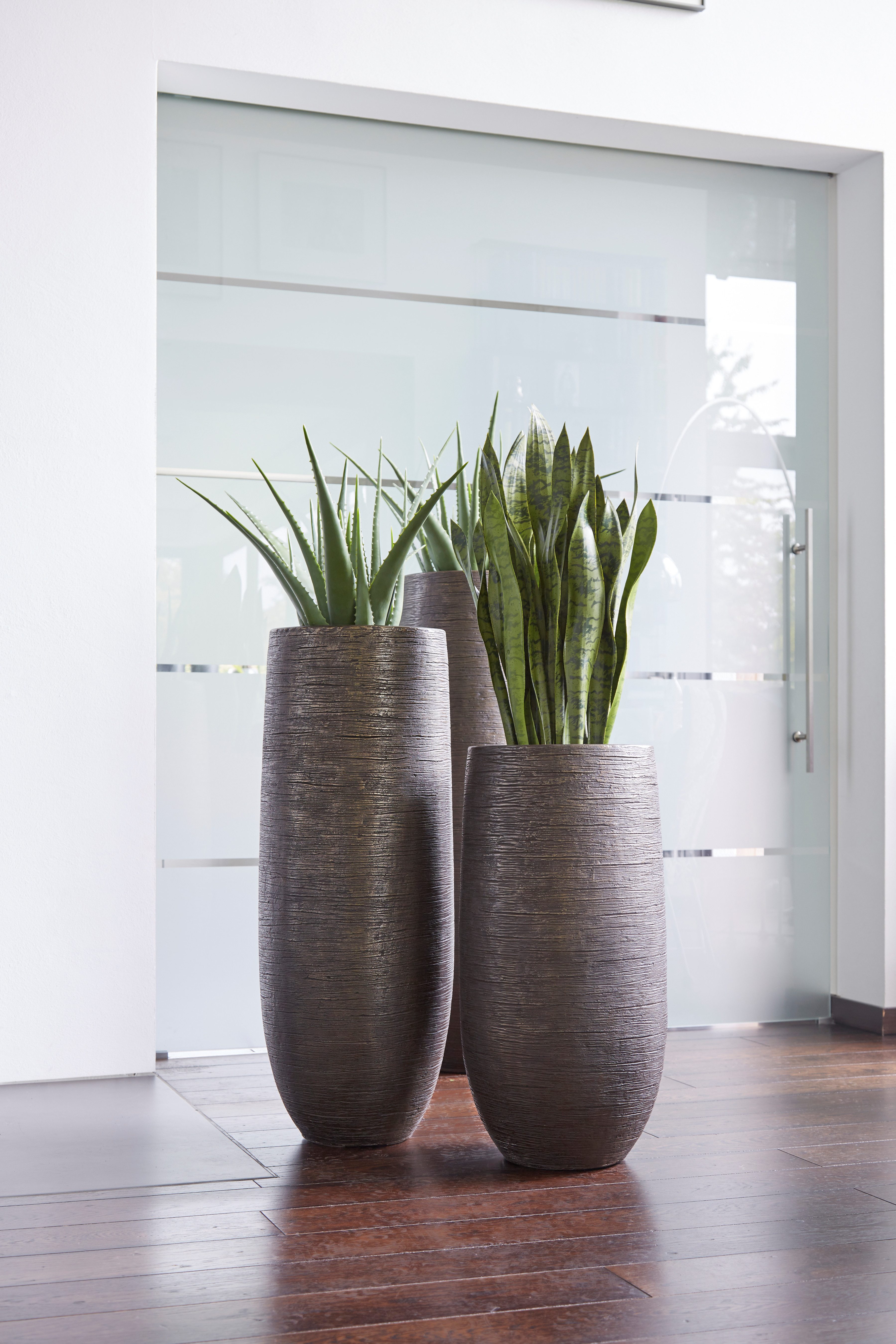 Flingora Bodenvase Lacey, mit Einsatz - Fiberglas - Indoor - Bronzebraun - günstig online kaufen