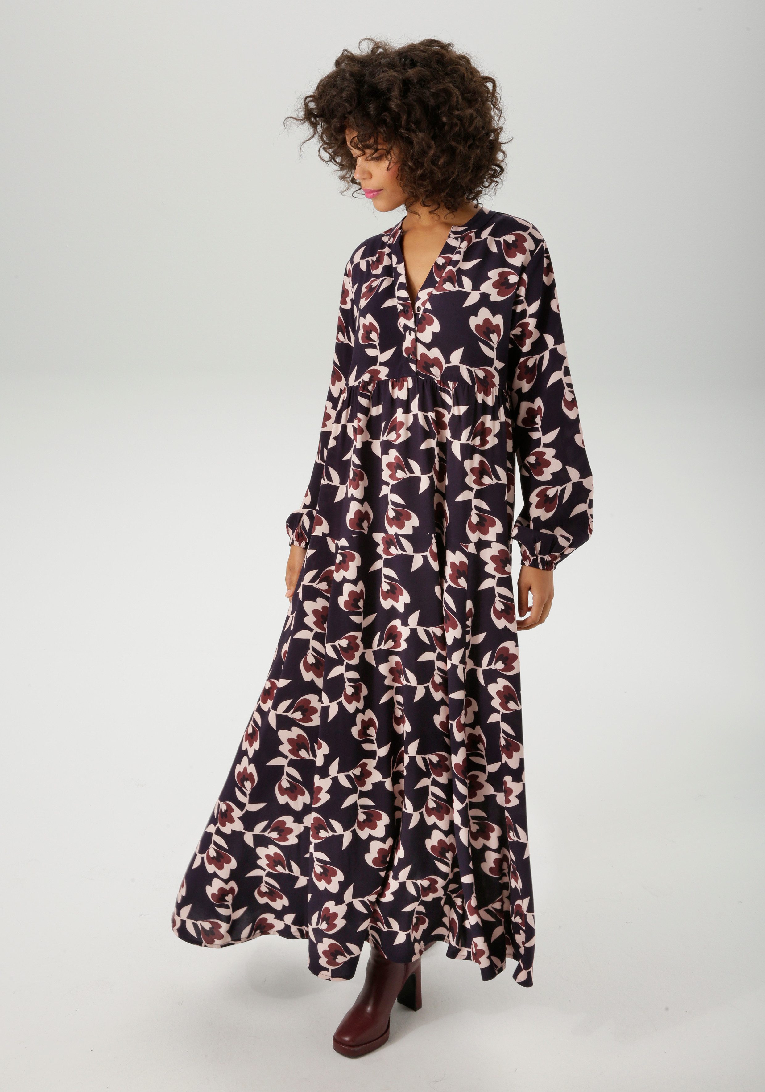 Aniston CASUAL Maxikleid mit grafischen Blumen bedruckt- jedes Teil ein Uni günstig online kaufen