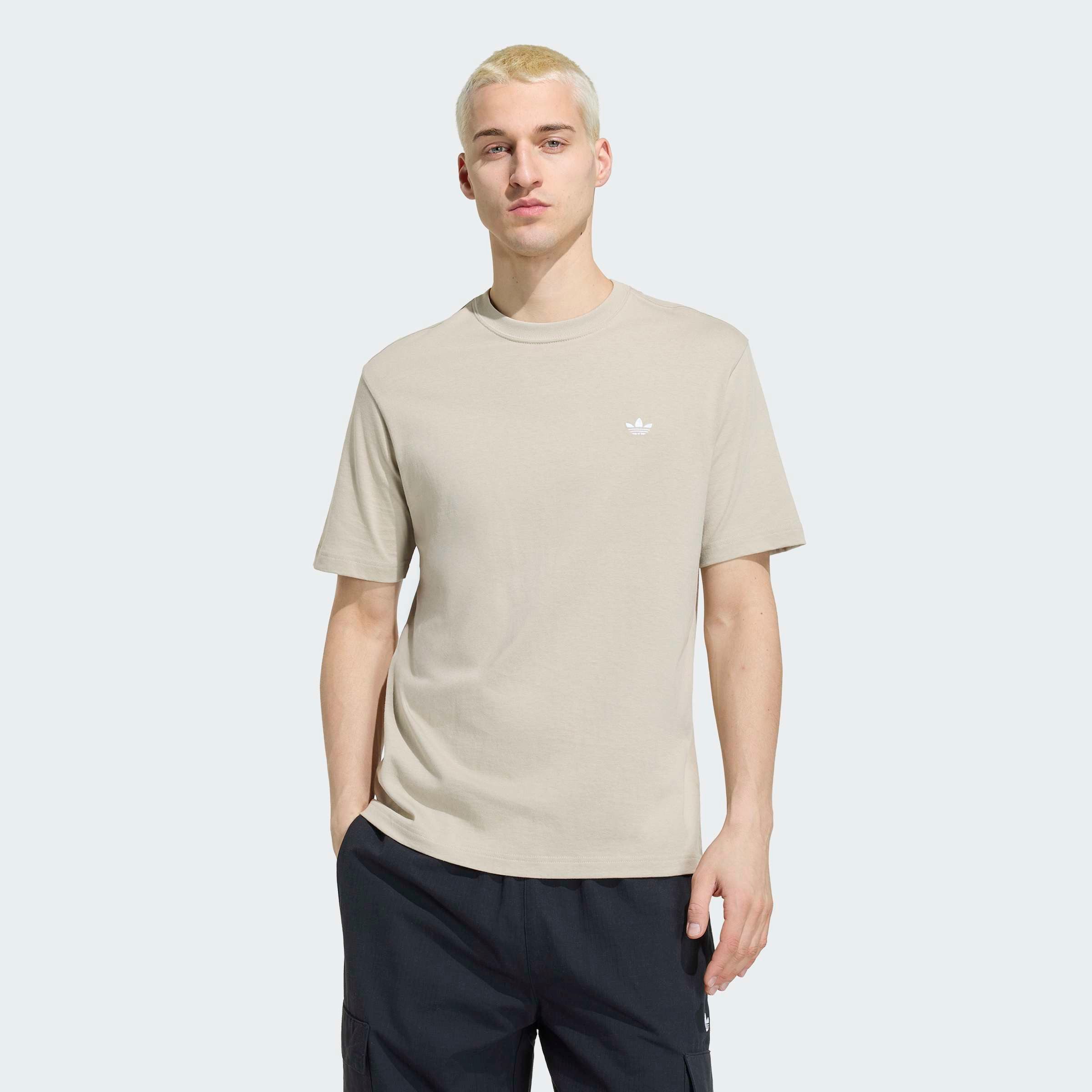 adidas Originals T-Shirt TREFOIL ESSENTIALS mit Rundhalsausschnitt, ohne Verschluss, aus Baumwolle