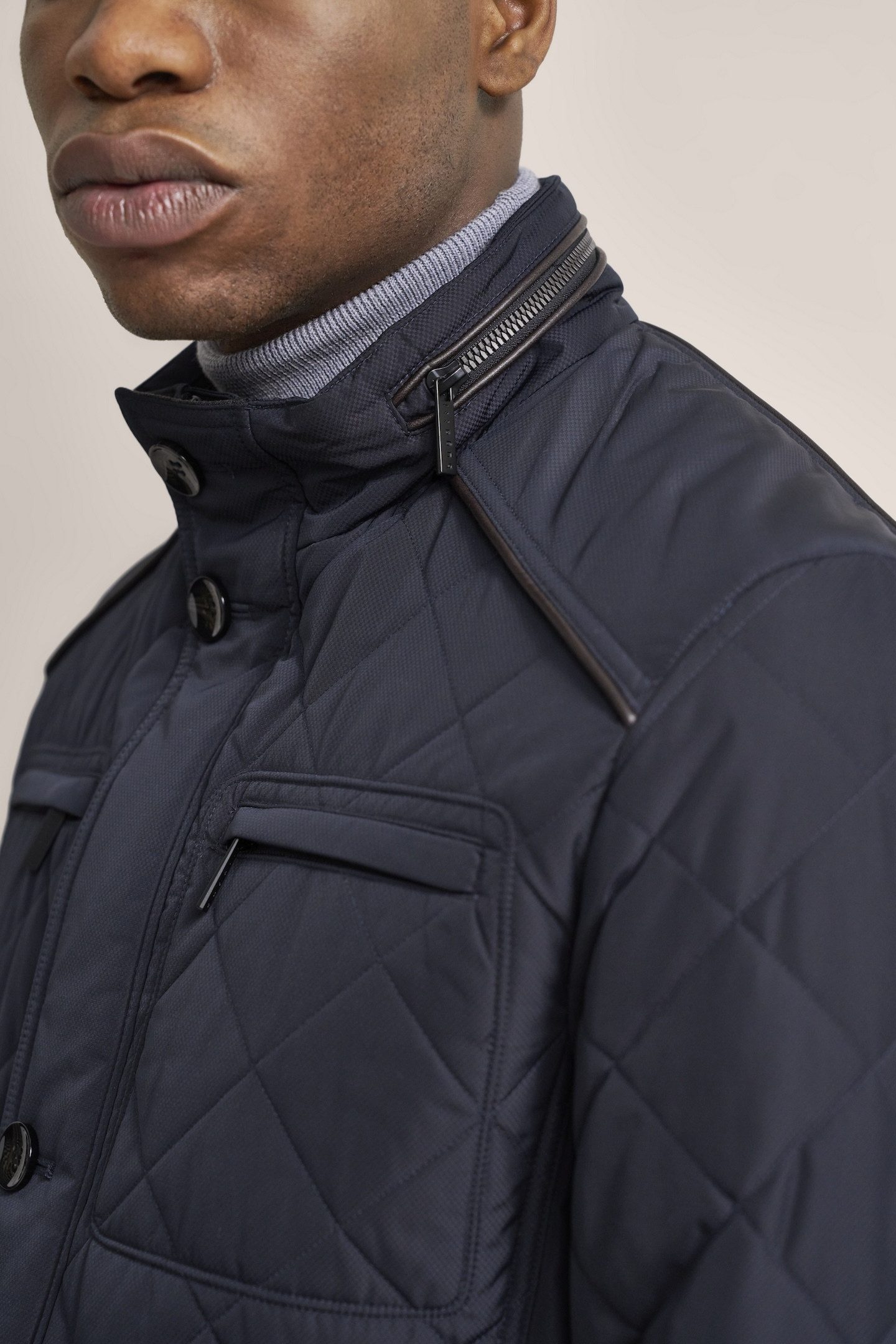 bugatti Kurzjacke wasserabweisend für das ganze Jahr geeignet
