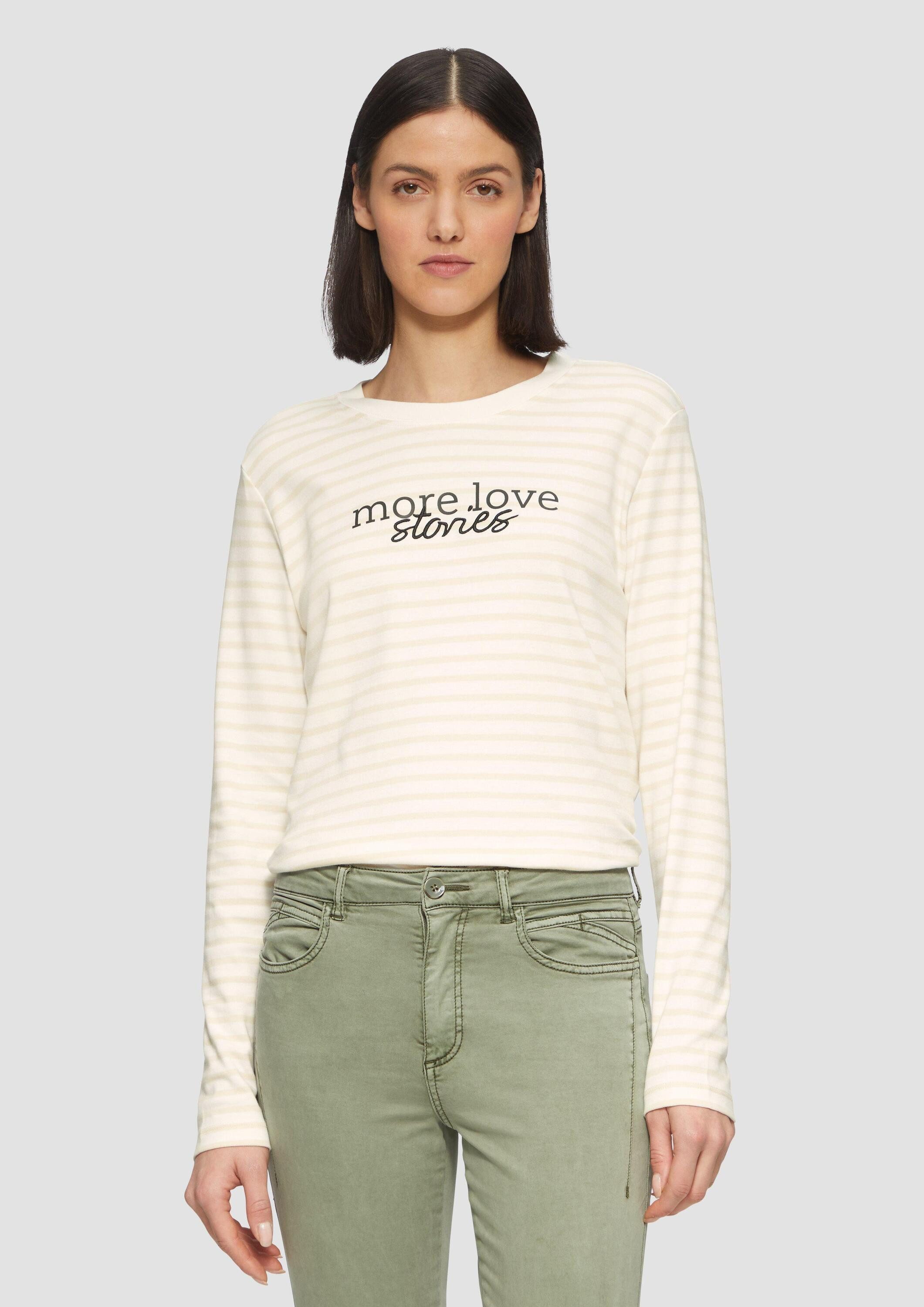 s.Oliver Langarmshirt T-Shirt Gestreiftes Langarmshirt im Relaxed Fit mit Artwork