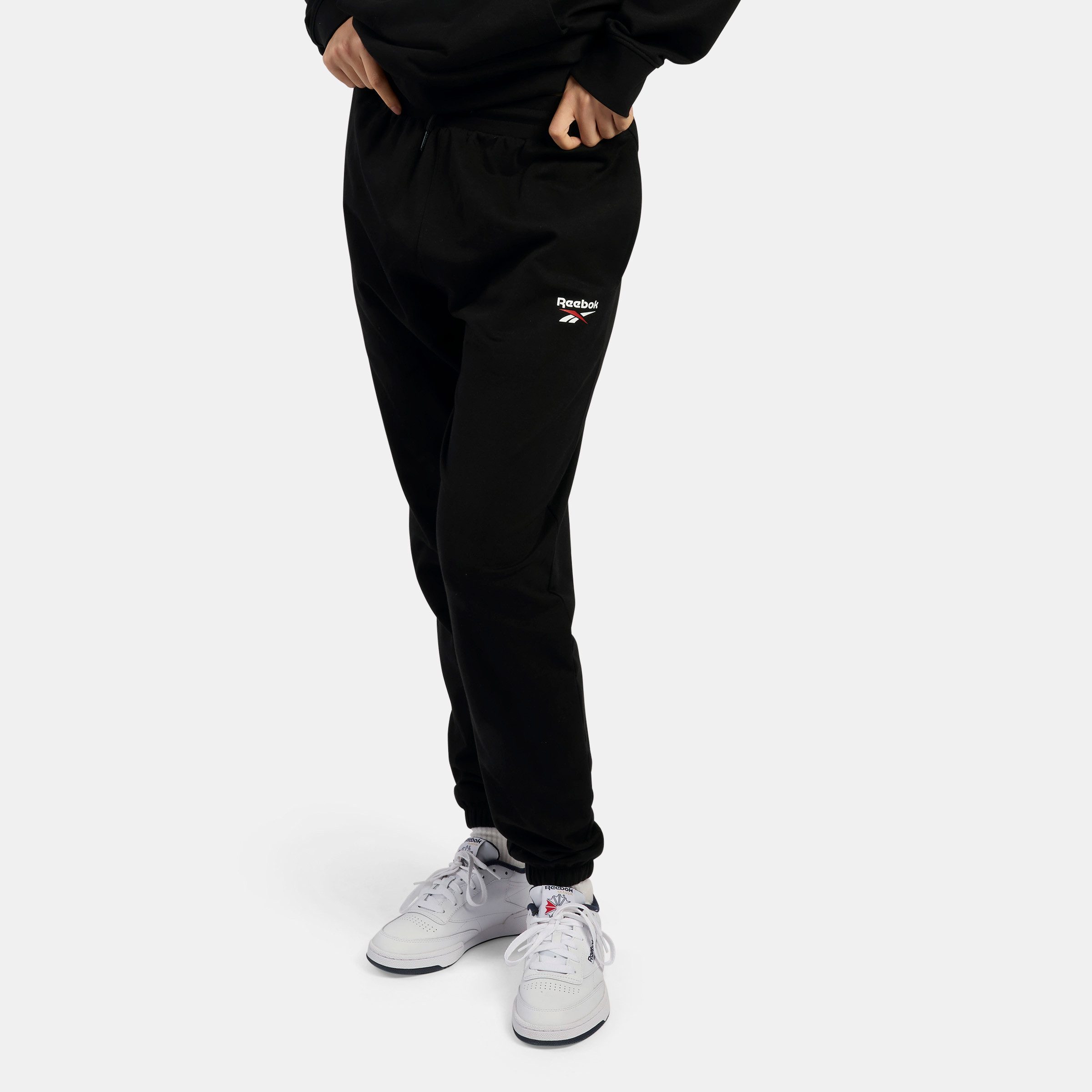 Reebok Jogginghose ID SMALL LOGO FRENCH TERRY PANT (1-tlg) sportlicher Stil günstig online kaufen