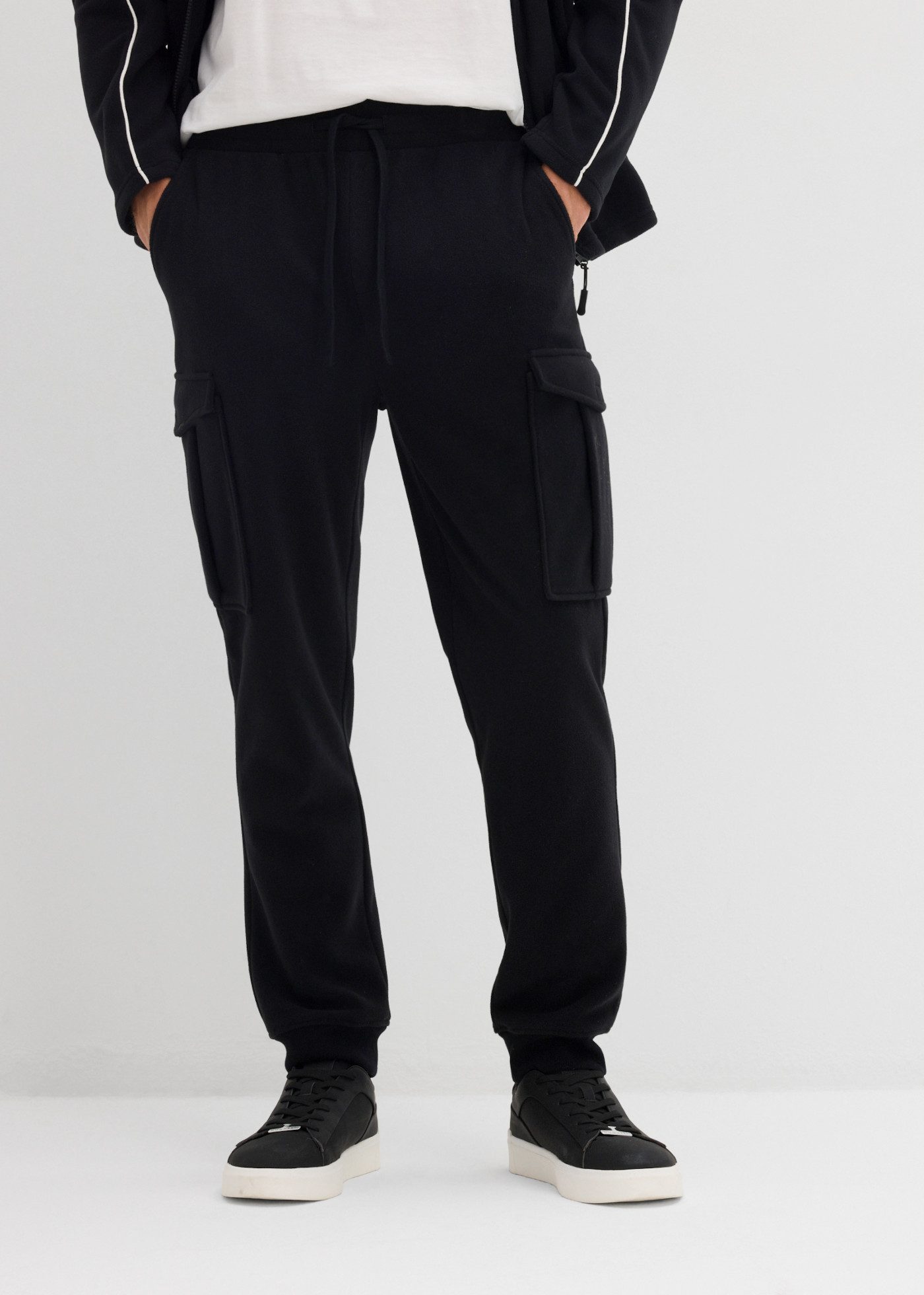 bonprix Cargohose angenehme, weiche Qualität, Regular Fit, im Casual-Stil, aus Polyester