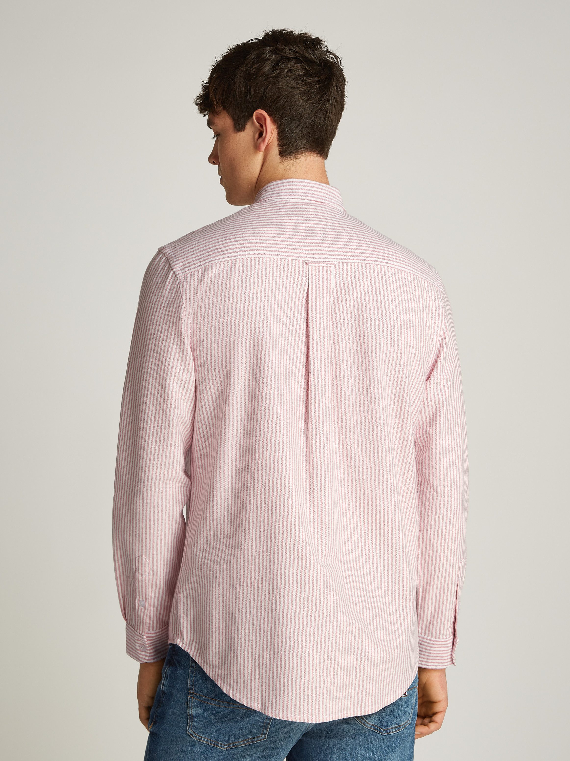 Tommy Jeans Langarmhemd TJM STRIPE OXFORD SHIRT EXT mit Logostickerei günstig online kaufen
