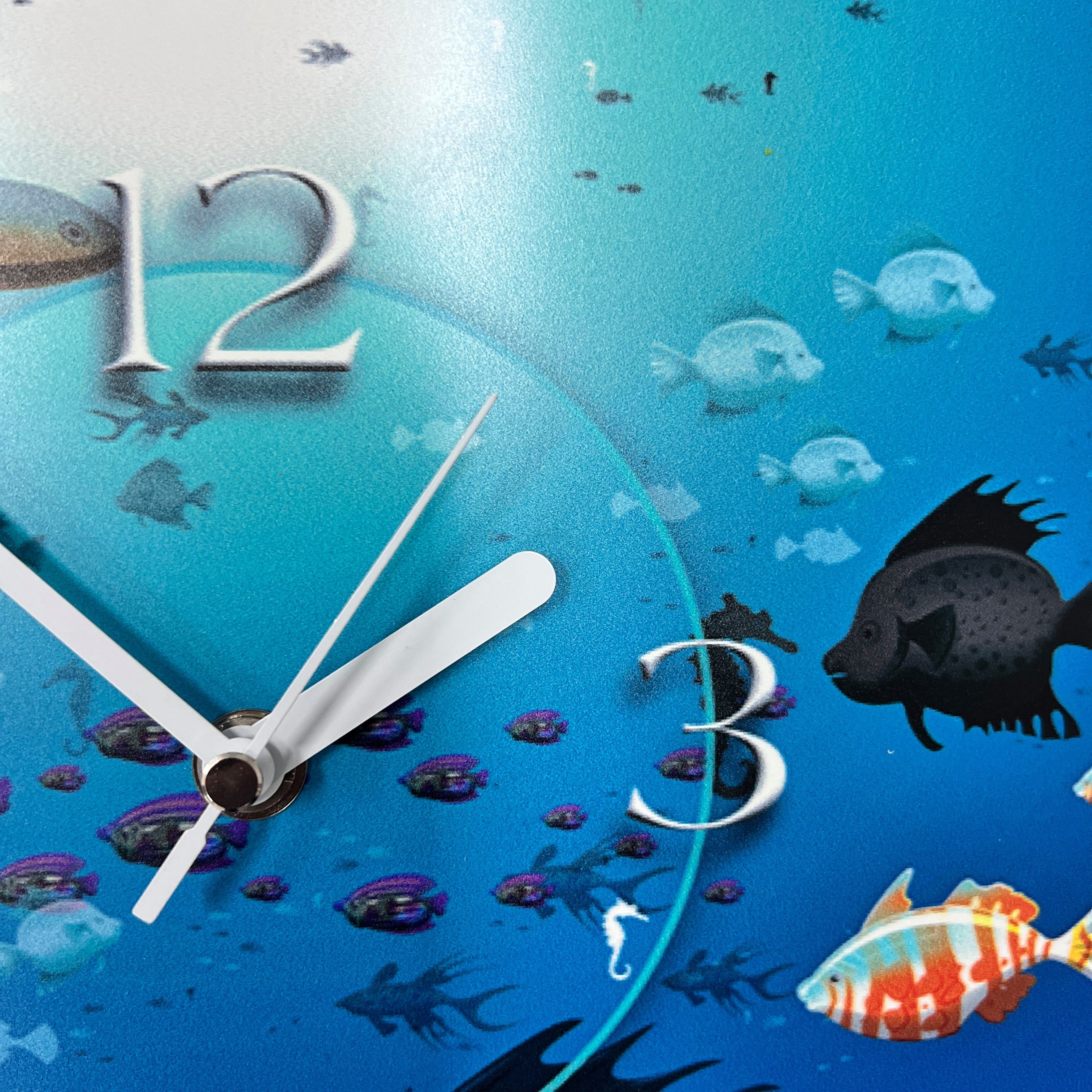 dixtime Wanduhr Fische im aus leise Design Meer Wanduhren Designer (Einzigartige kein Alu-Dibond) 4mm 3D-Optik Wanduhr modernes