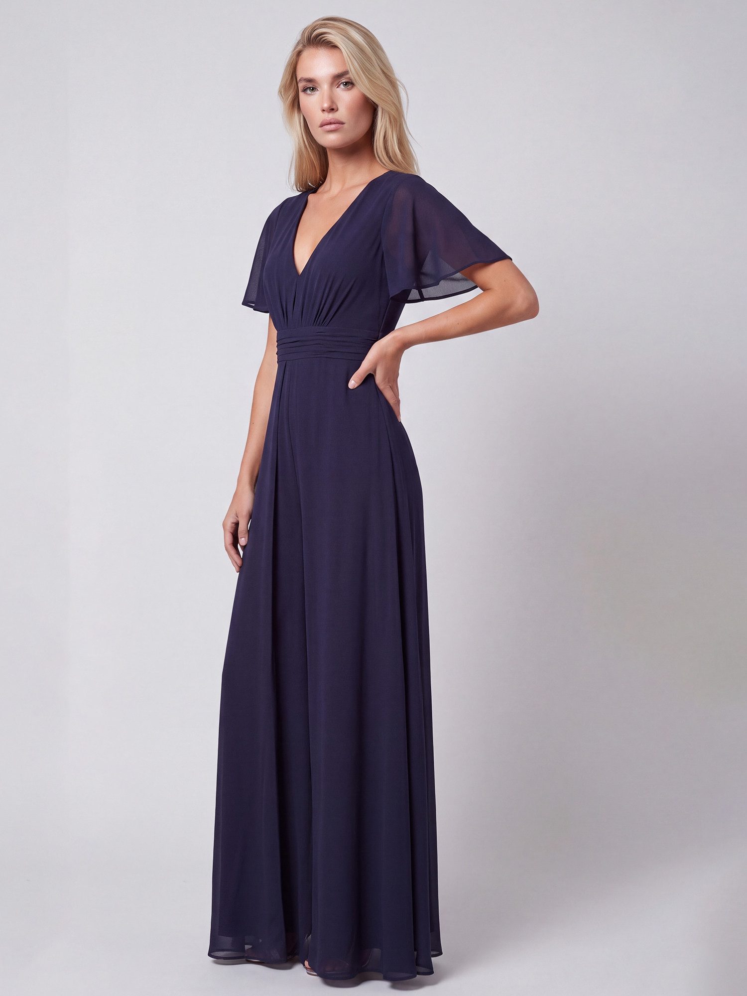 Apart Jumpsuit mit fließendem Beinverlauf
