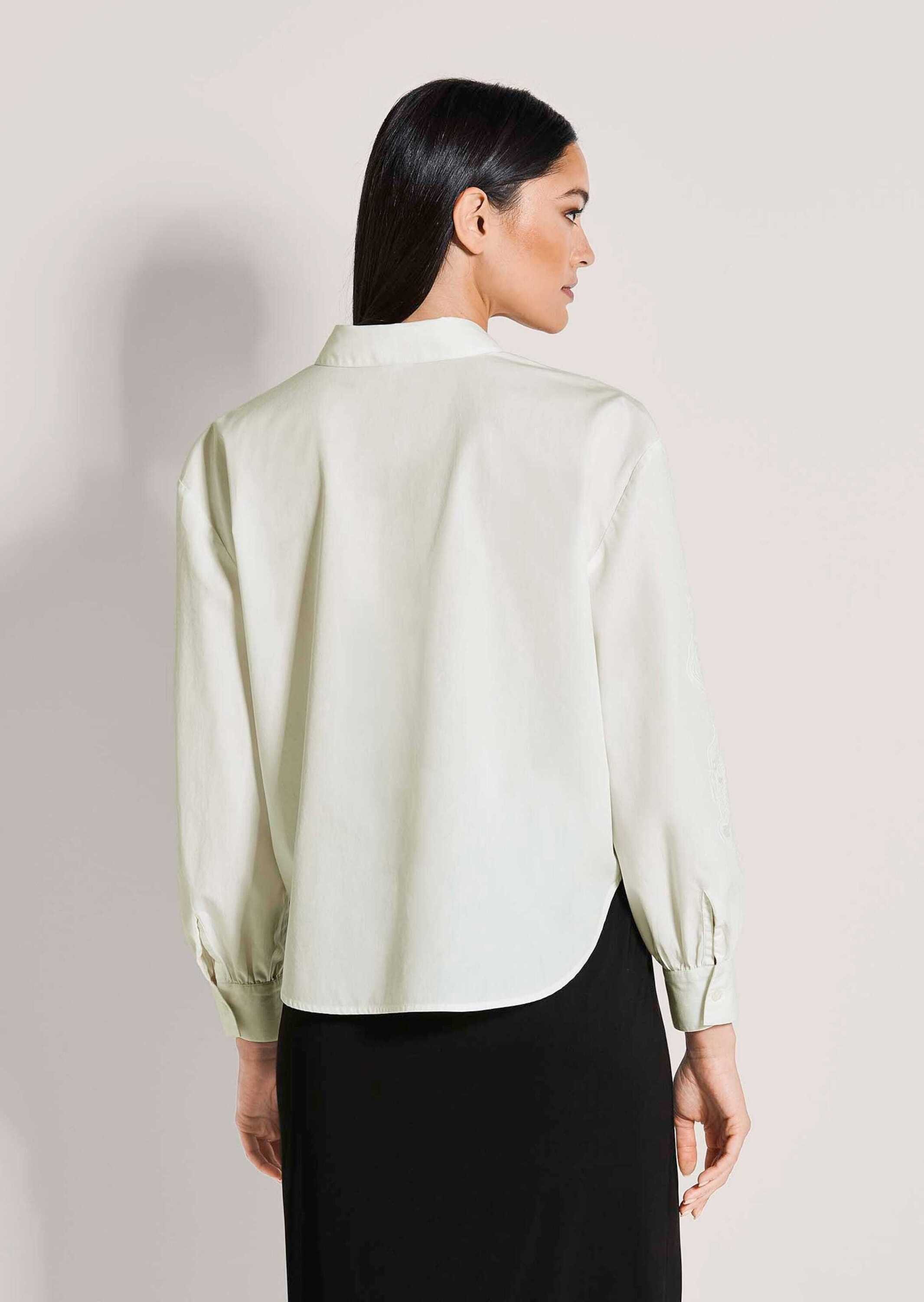 MADELEINE Hemdbluse Baumwollbluse mit floraler Stickerei Blusenshirt mit Hemdkragen, Knopfleiste und Langarm