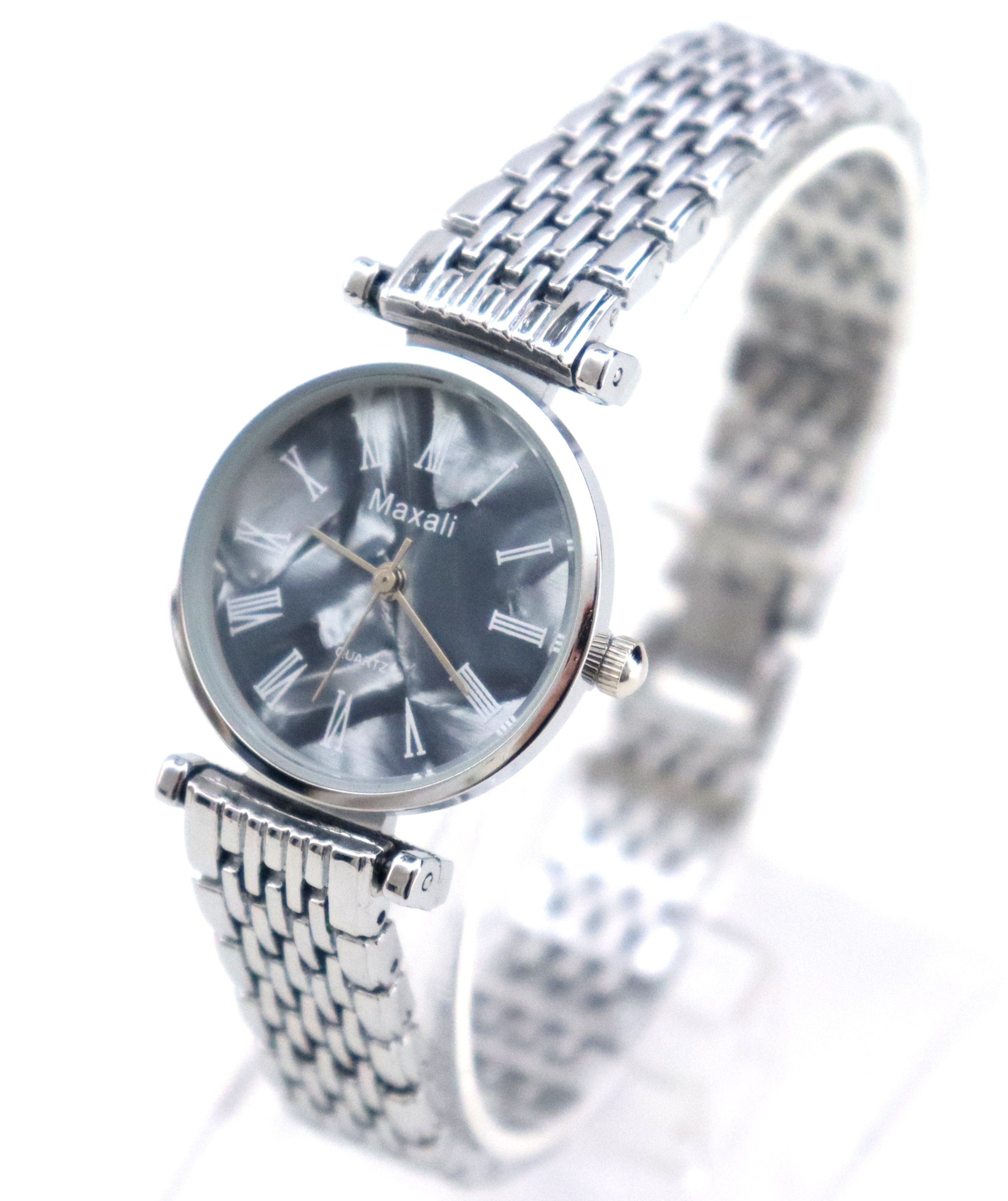 Rötting Design Quarzuhr Rötting Design Damenuhr Quarz aus der Collection Maxali - Perlmutt farbenes Ziffernblatt silberfarbenes Armband Handgelenkumfang 16 bis 20 cm wählbar