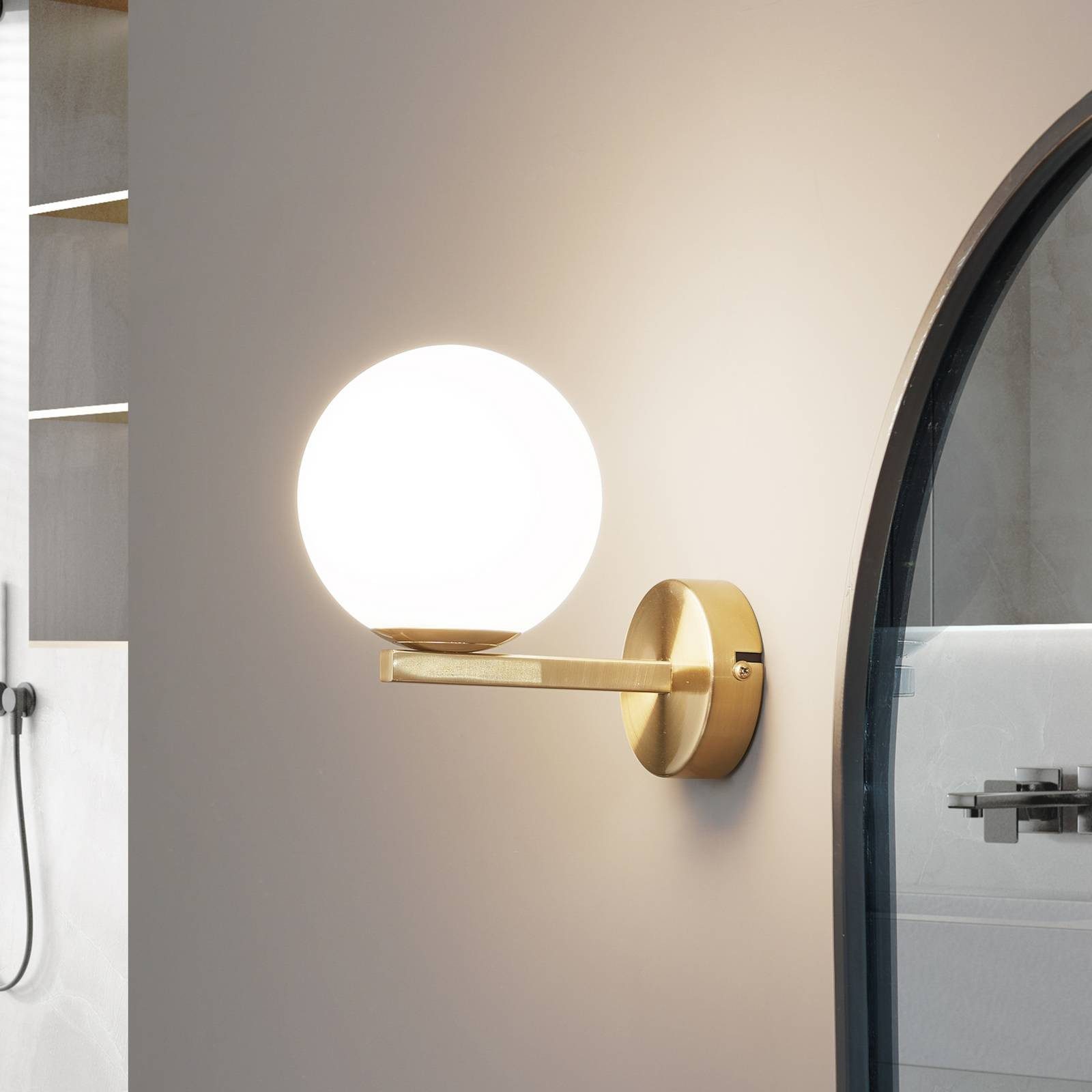 Lucande Wandleuchte Bidolo, Metall, Gold / Messing IP44, 1 x 8 W LED günstig online kaufen