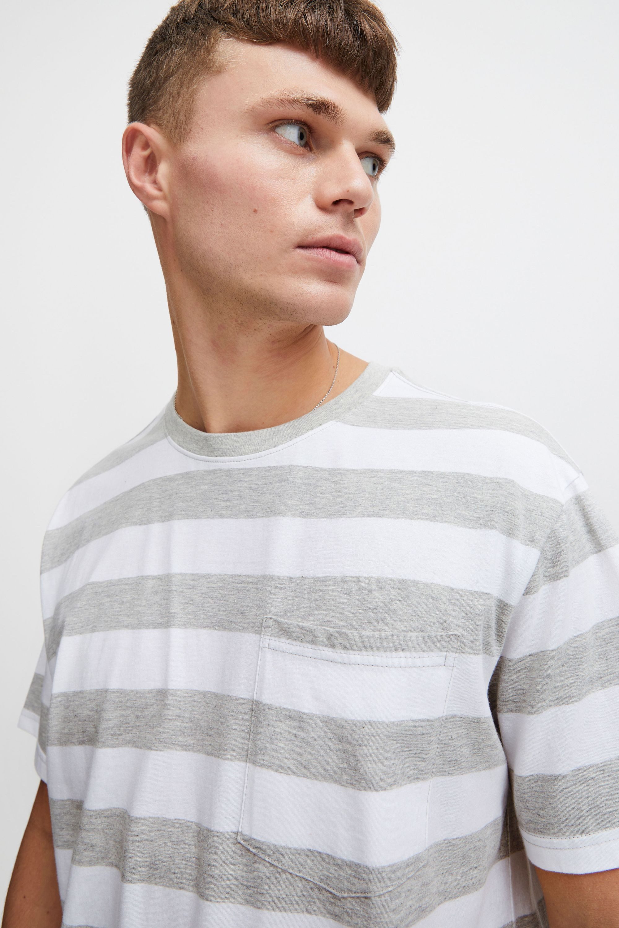 !Solid T-Shirt SDIko Modisches T-Shirt mit Bruststickerei