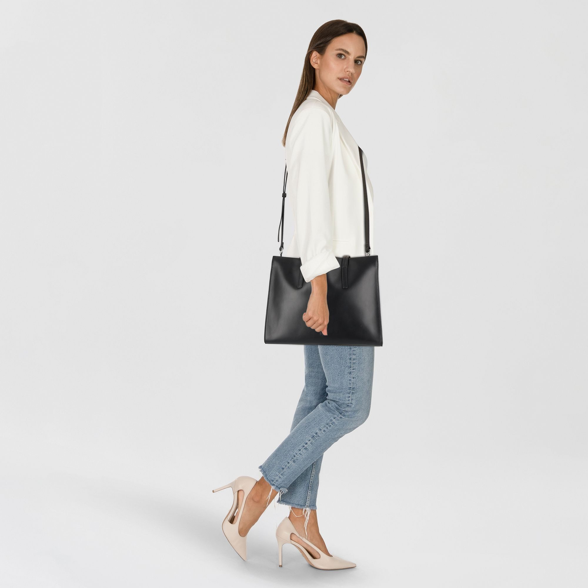 Jost Shopper Arva, Leder