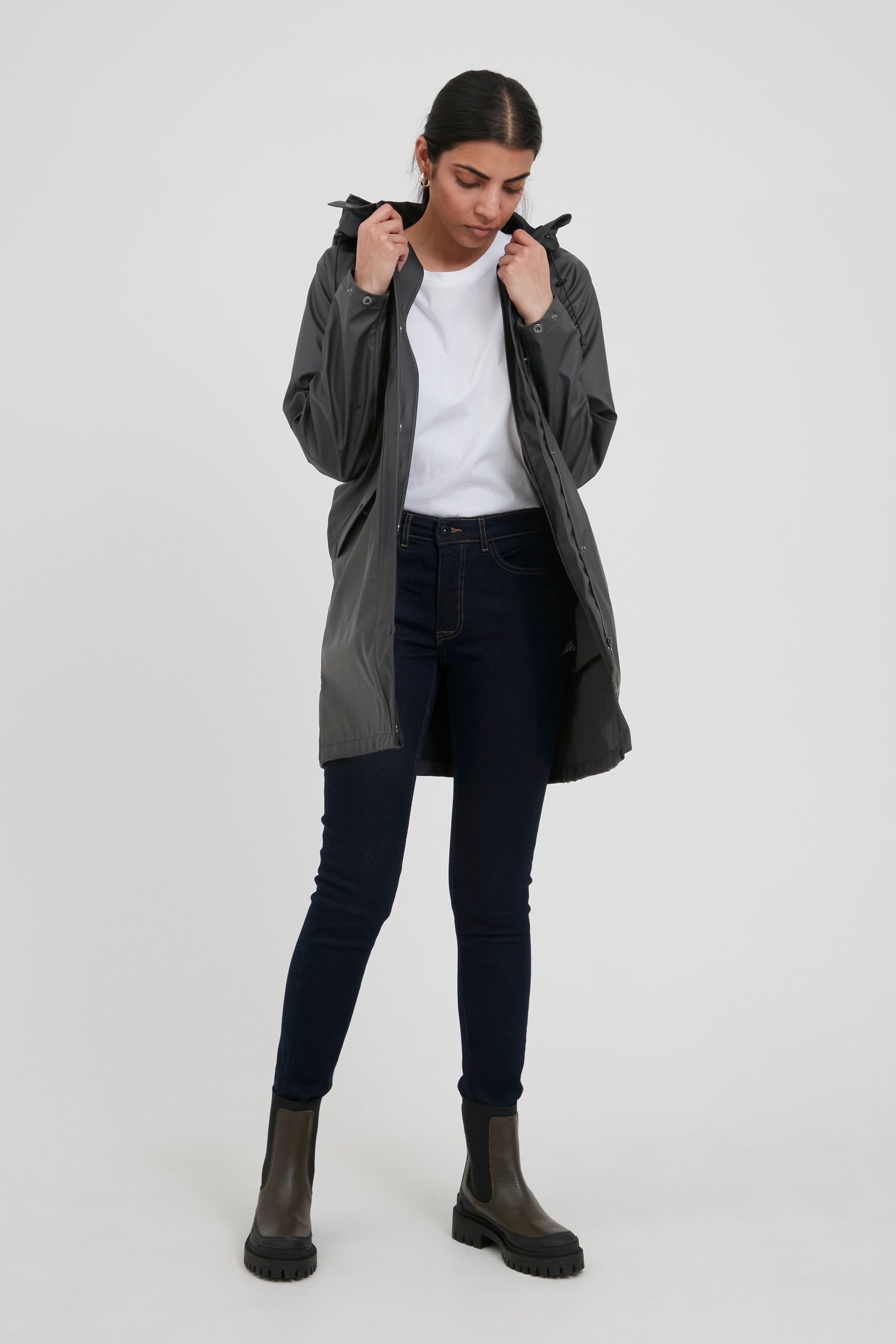 Ichi Regenjacke IHTAZI Übergangsjacke aus wetterfestem günstig online kaufen