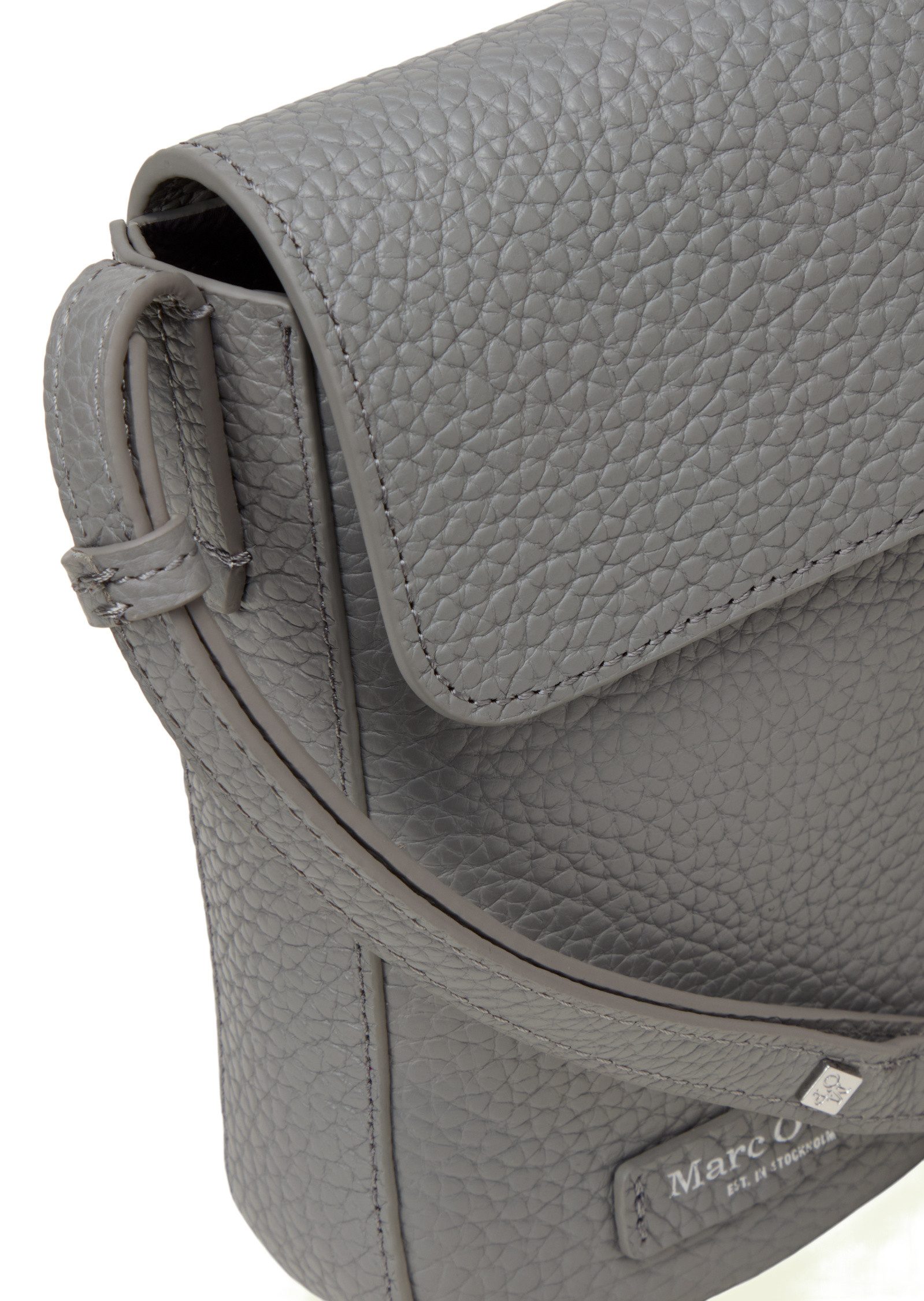 Marc O'Polo Handytasche aus genarbtem Rindleder