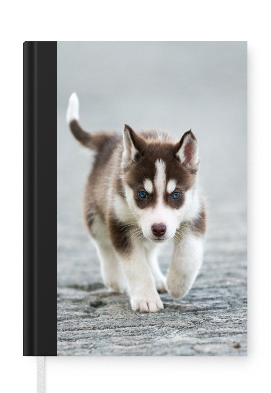 MuchoWow Notizbuch Husky-Welpe läuft über die Straße, Journal, Merkzettel, Tagebuch, Notizheft, A5, 98 Seiten, Haushaltsbuch