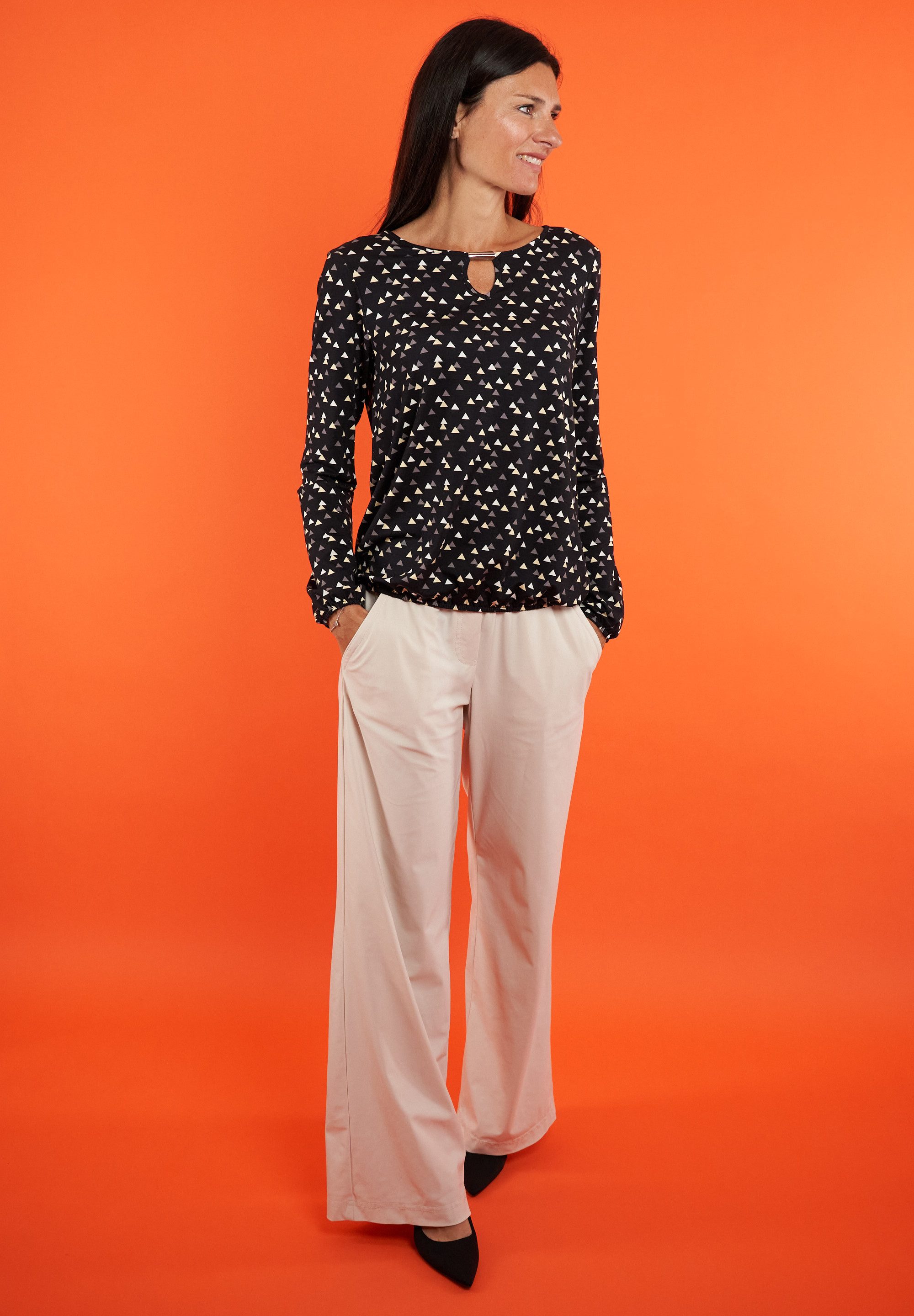 Seidel Moden Langarmshirt Exklusiv bei OTTO mit grafischem Muster und Detail am Ausschnitt, MADE IN GERMANY – Bild 3 von 3