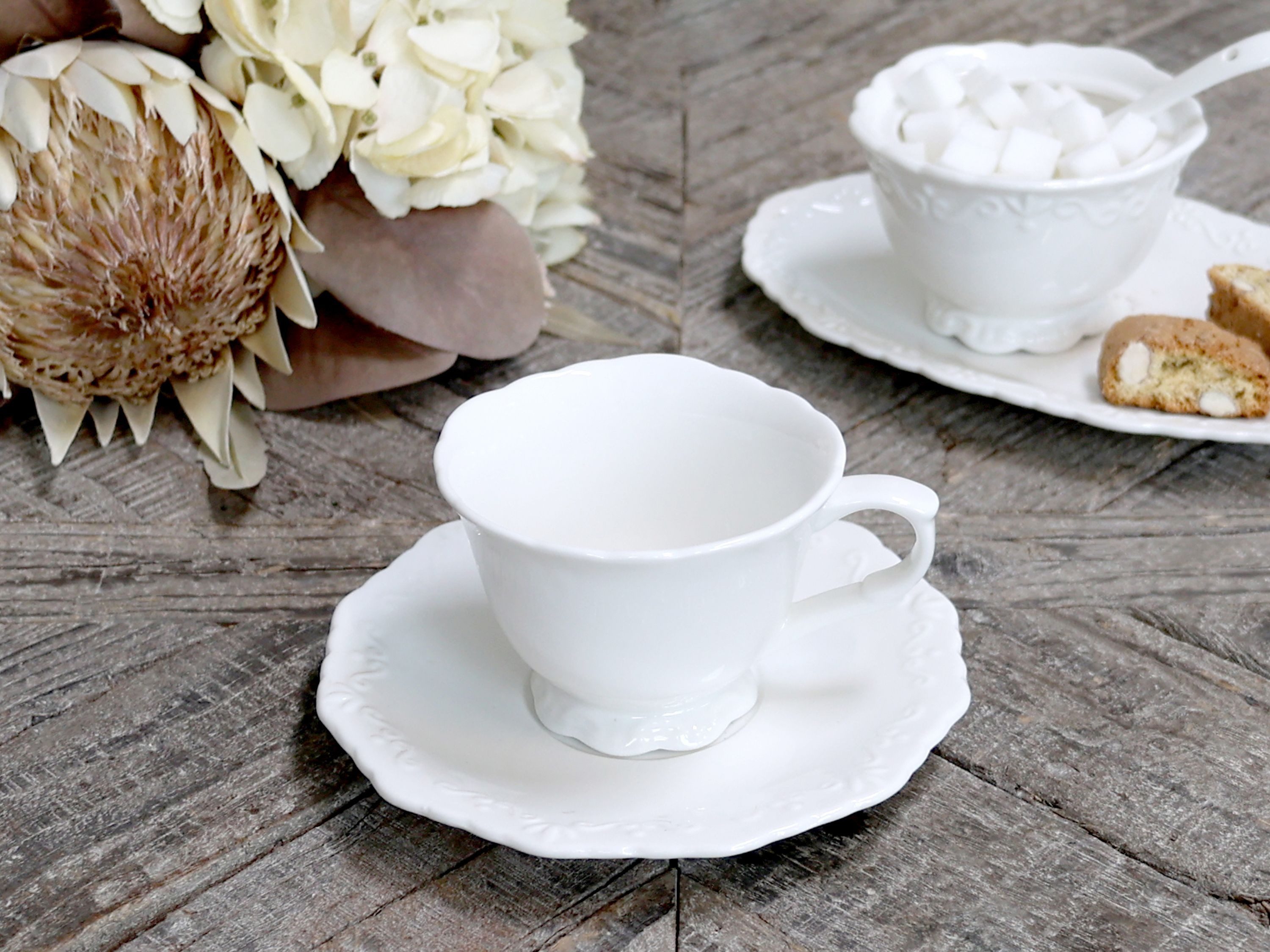 Chic Antique Tasse Chic Antique Tasse Kaffeetasse mit Unterteller Provence Porzellan, Porzellan