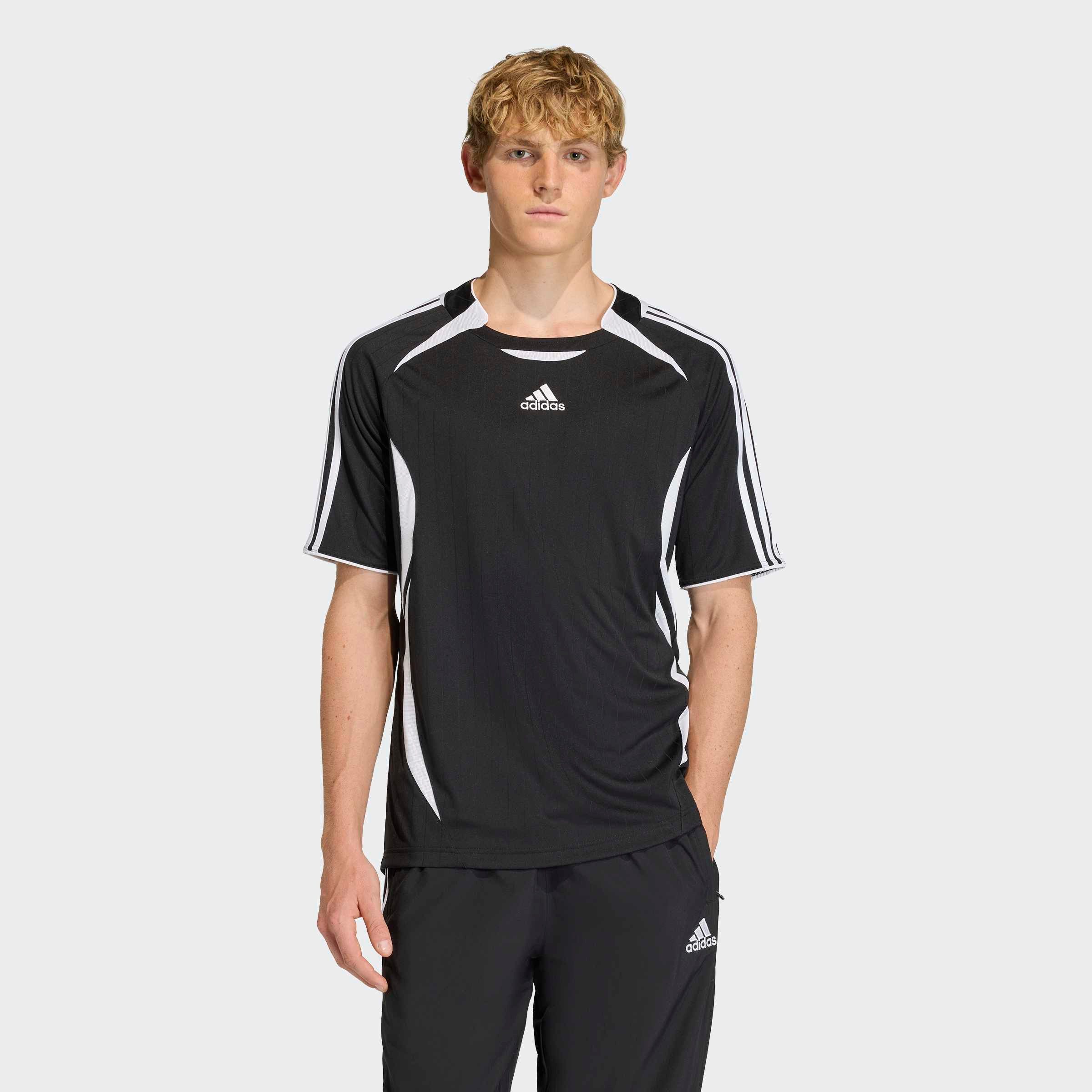 adidas Originals T-Shirt TEAMGEIST ADICOLOR sportlicher Look, Kurzarm, mit günstig online kaufen