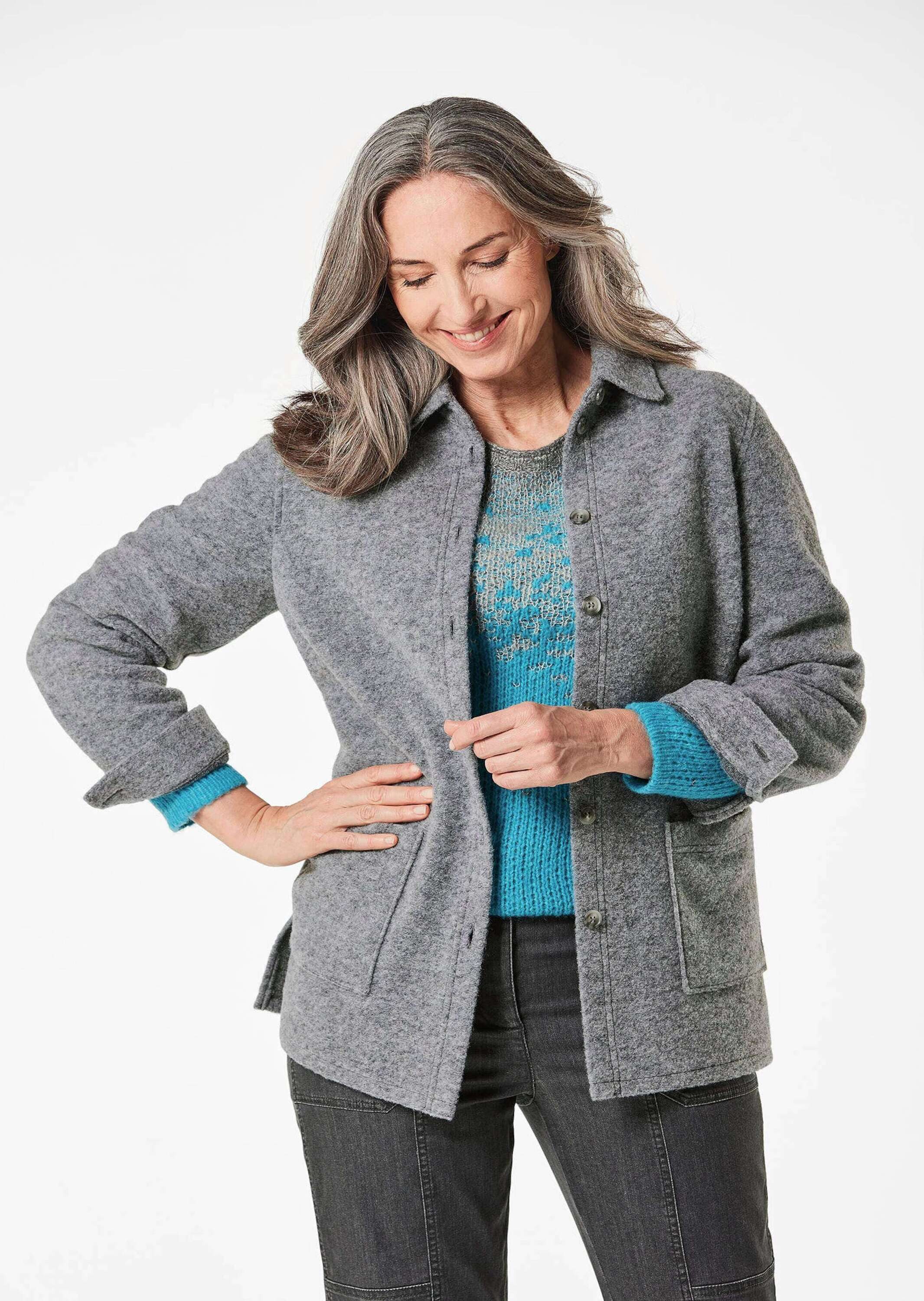 GOLDNER Shirtjacke Kurzgröße: Lässige Wolljacke mit Hemdkragen Shirtjacke mit Knopfleiste und langen Manschettenärmeln mit Schlitz