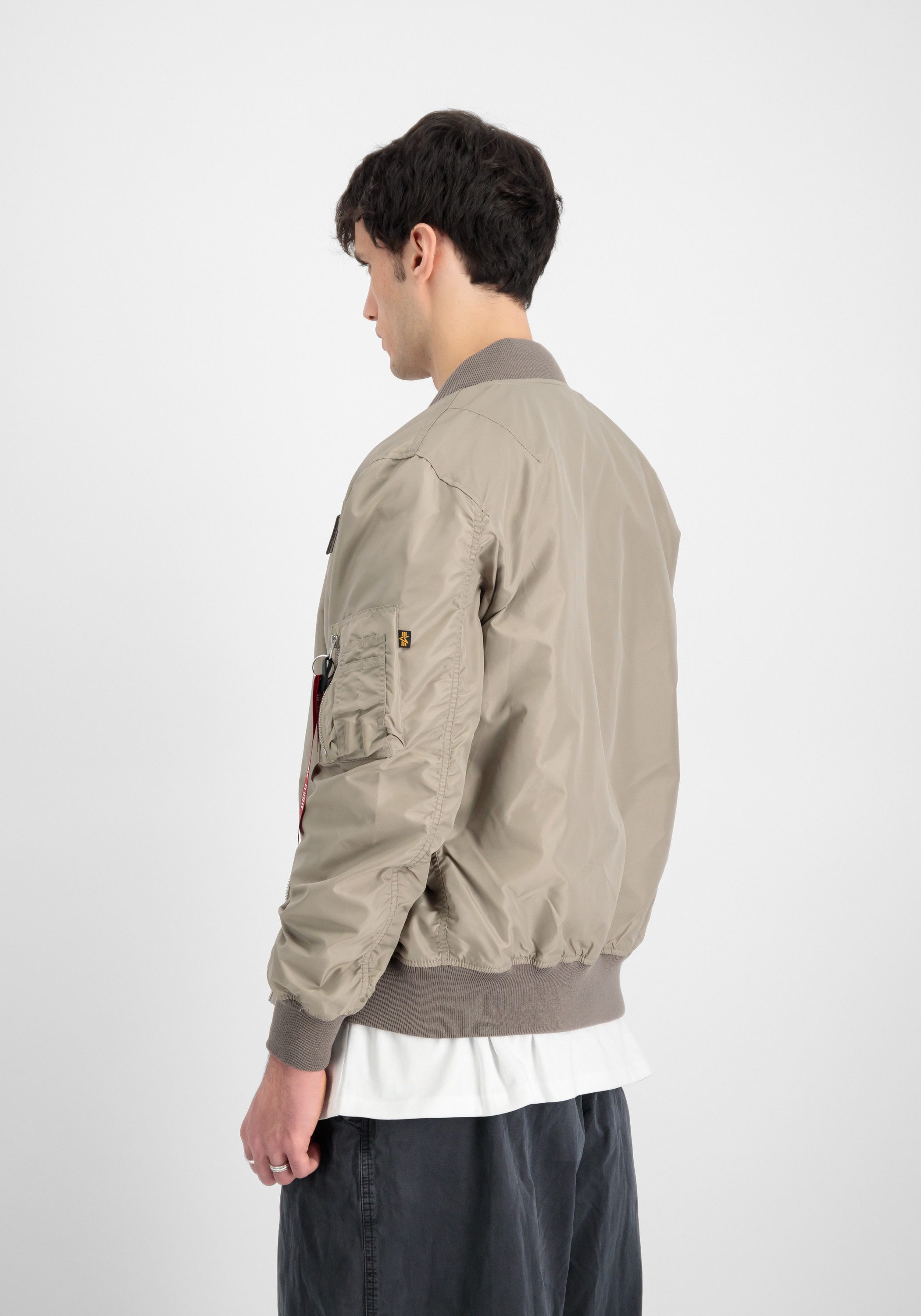 Alpha Industries Bomberjacke MA-1 TTC Light