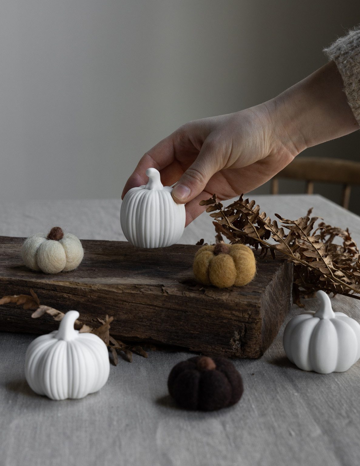 Storefactory Dekoobjekt Kürbis Hagshult Herbstdeko Keramik Weiß, Dekofigur günstig online kaufen