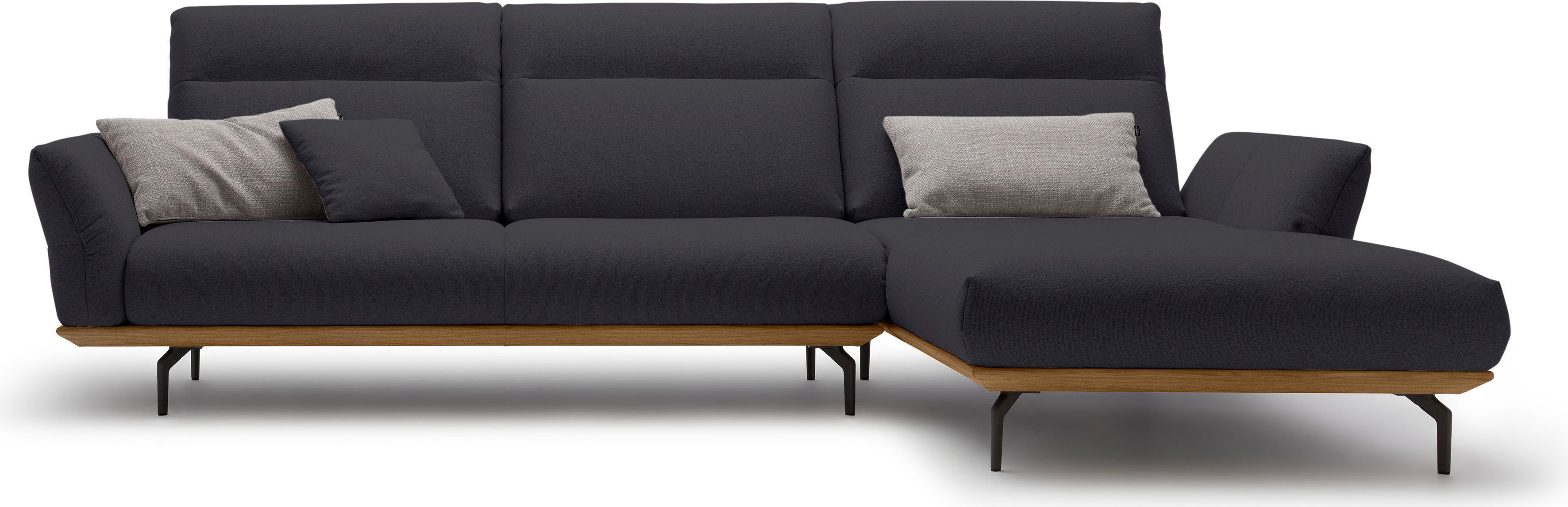 Creation BY ROLF BENZ Ecksofa CR.460, Sockel in Nussbaum, Winkelfüße in Umbragrau, Breite 318 cm