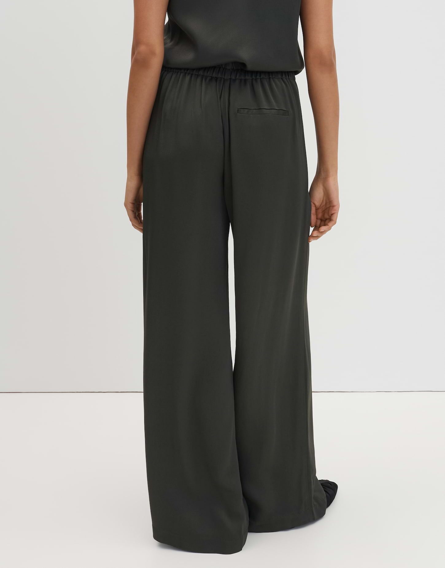 someday Stoffhose Catsby pure aus Satin mit fließendem Fall Fließend weich mit Taschen und softem Bund