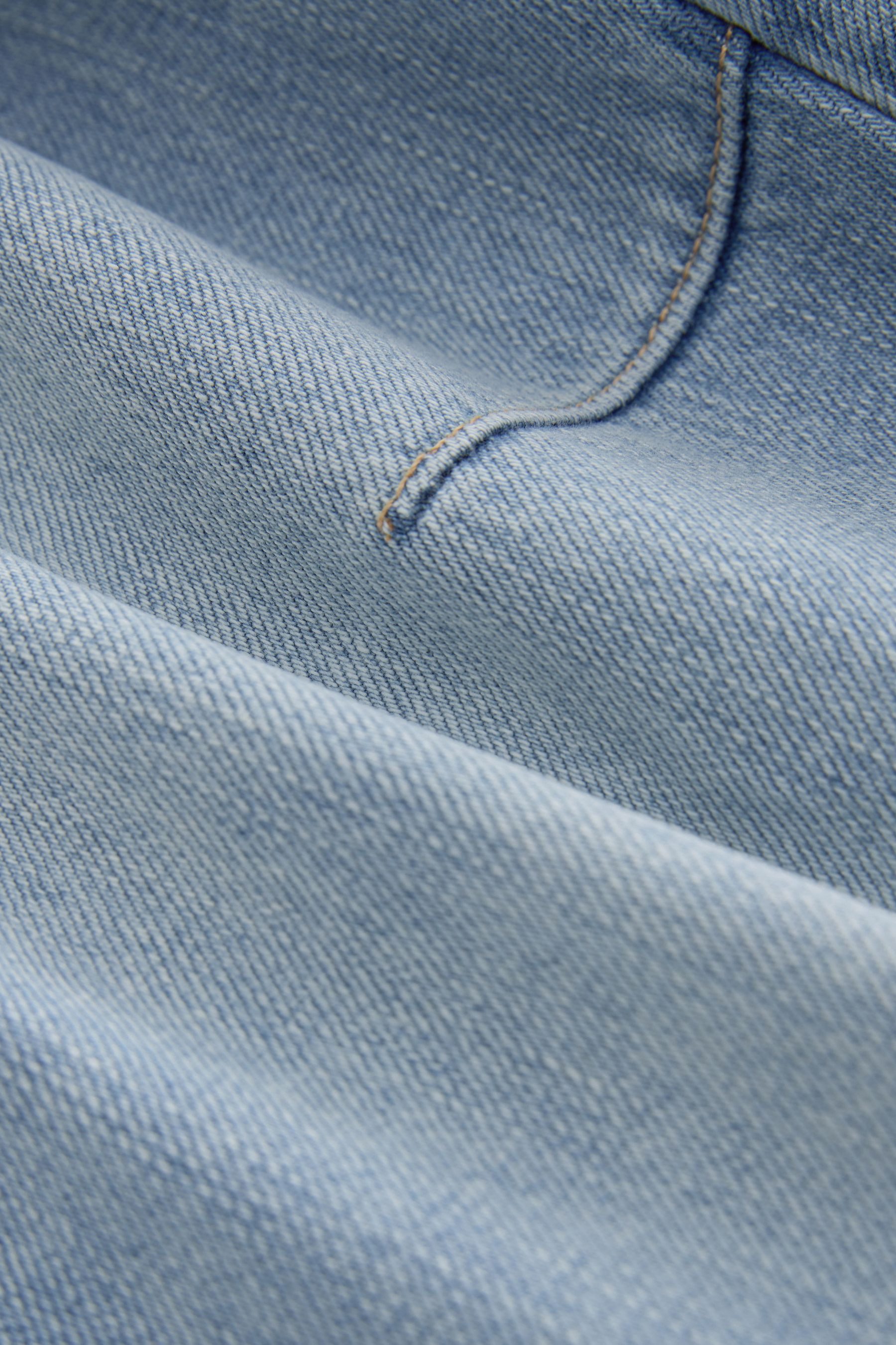 Next Jeansshorts Denim-Jorts-Shorts mit Barrel-Bein + Doppeltasche (1-tlg) – Bild 2 von 4