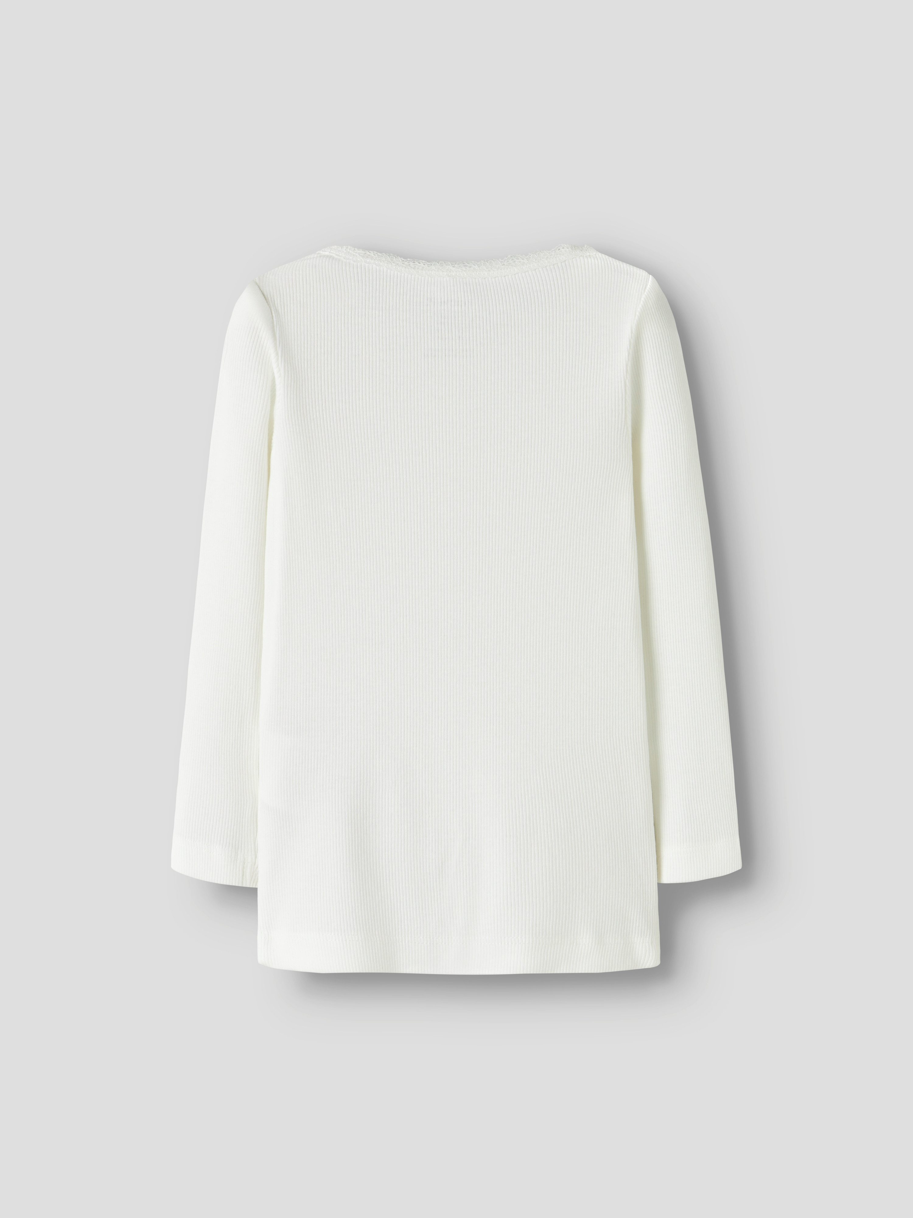Name It Langarmshirt NMFKAB LS TOP NOOS in Feinripp und mit süßer Spitzenkante am Ausschnitt