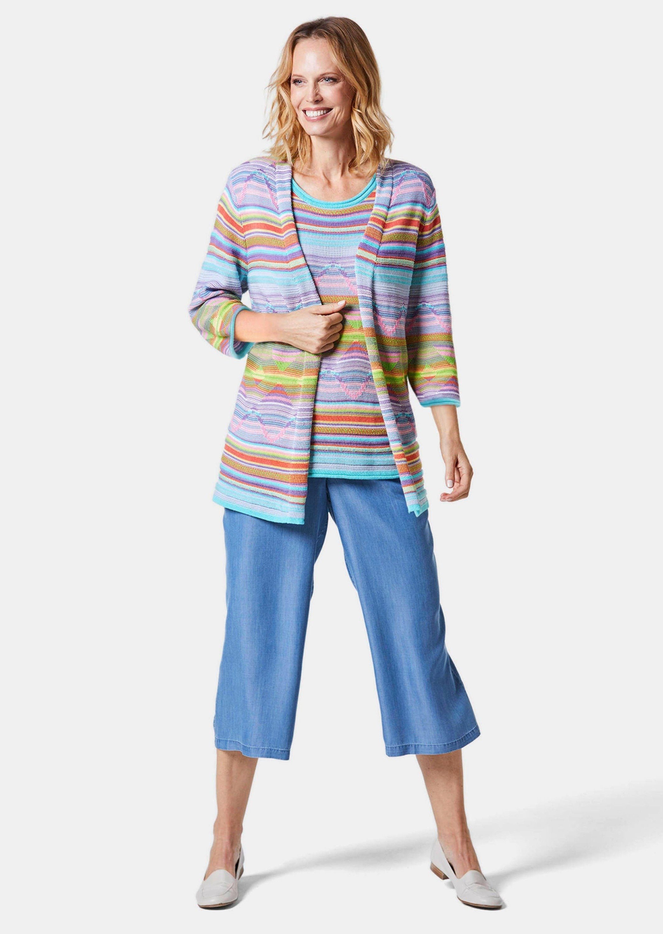 GOLDNER Strickjacke Kurzgröße: Jacquard-Strickjacke mit Ethno-Muster Ethno-inspiriertes Design mit besonderem Kragenabschluss
