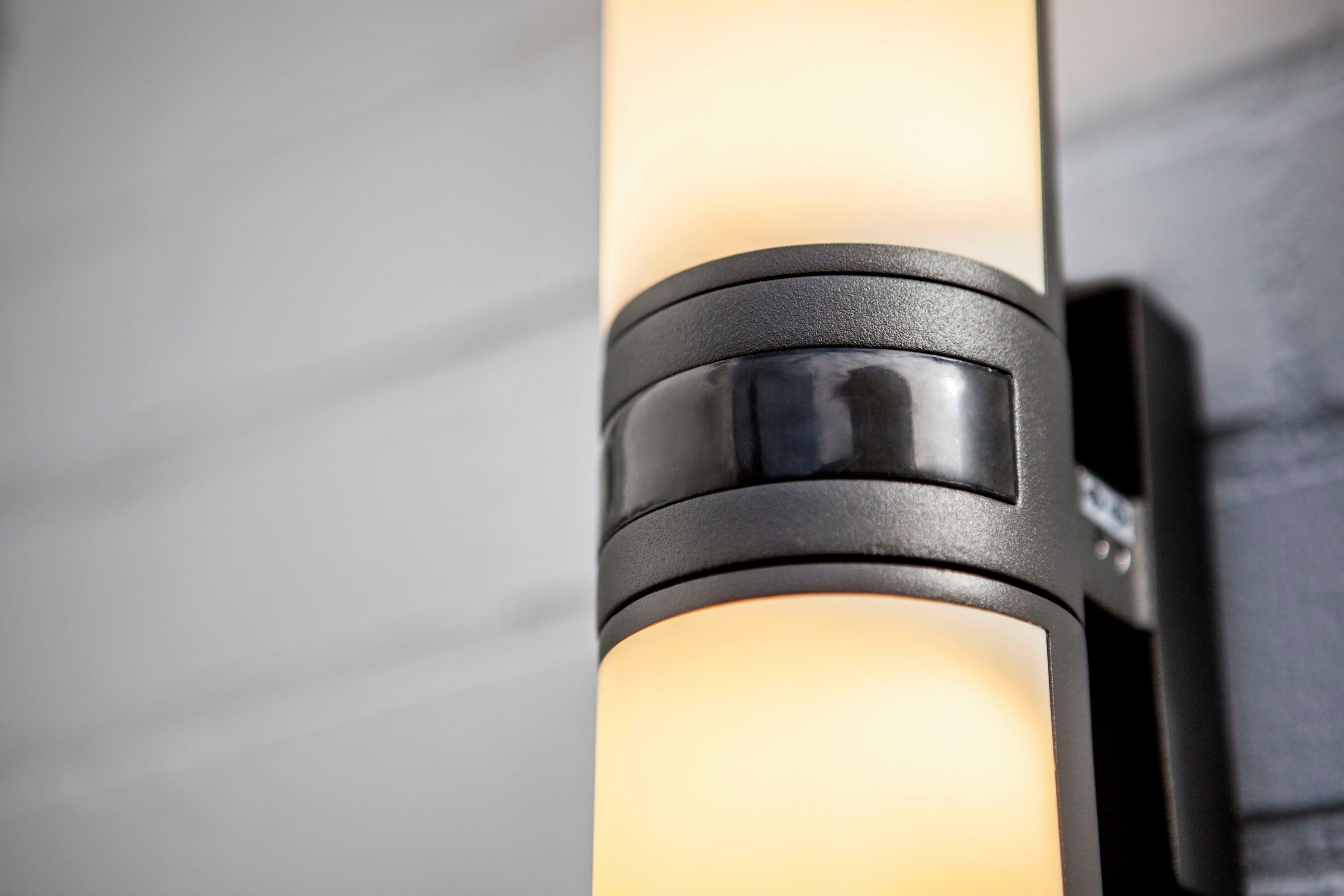 LUTEC LED Außen-Wandleuchte CYRA, drehbar integriert, LED fest