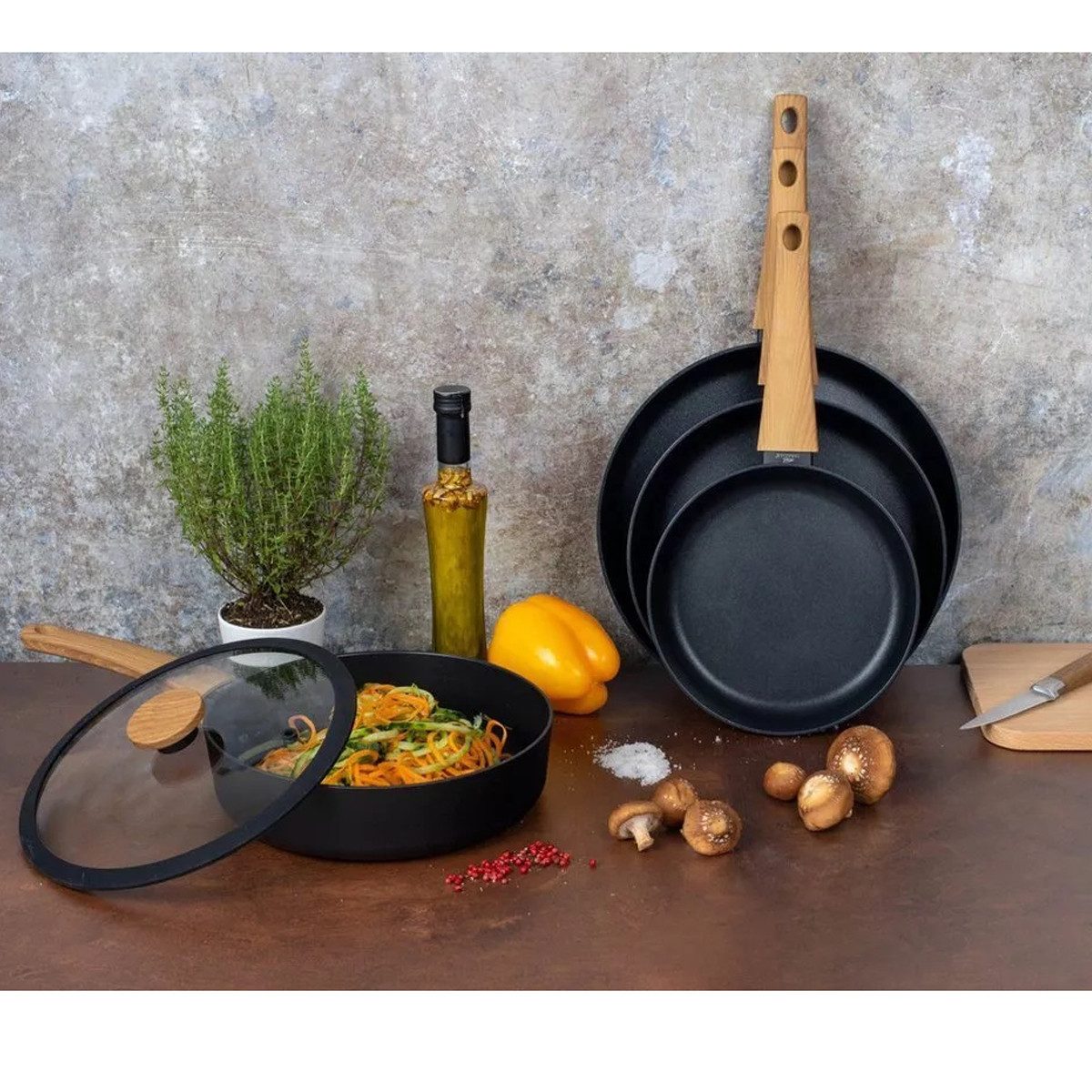 SABATIER International Bratpfanne Pfanne 20cm Induktion Schmorpfanne Spülmaschinenfest, Aluminium (1-tlg), Schmorpfanne 20cm Energiesparend Schwarz